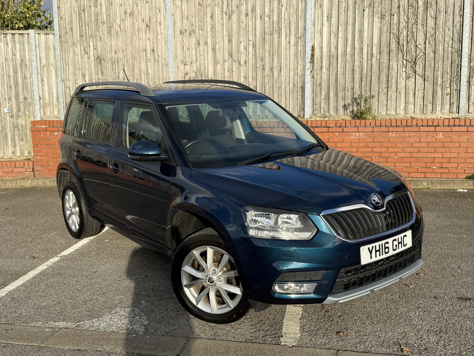 Skoda Yeti 1.2 TSI SE SUV 5dr Petrol DSG Euro 6 (s/s) (110 ps)