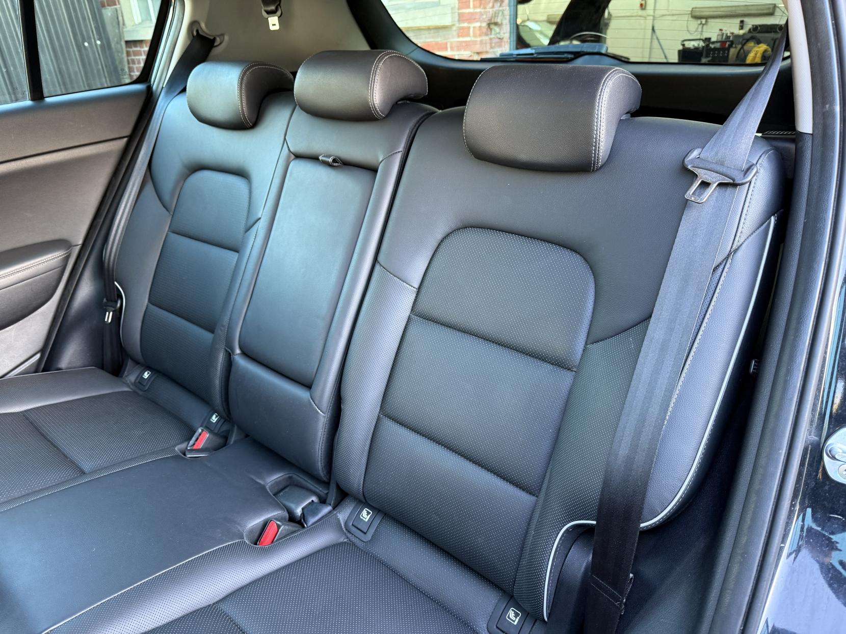 Kia Sportage 1.6 CRDi 4 SUV 5dr Diesel Manual Euro 6 (s/s) (134 bhp)