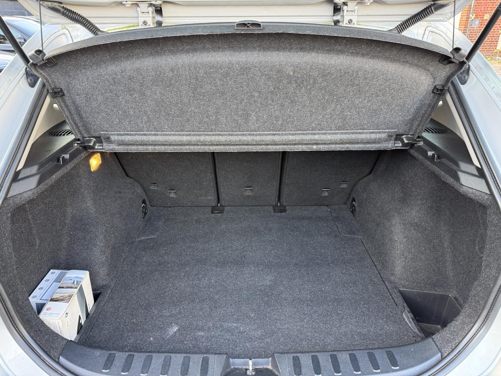 BMW X1 2.0 20d SE SUV 5dr Diesel Steptronic xDrive Euro 5 (177 ps)