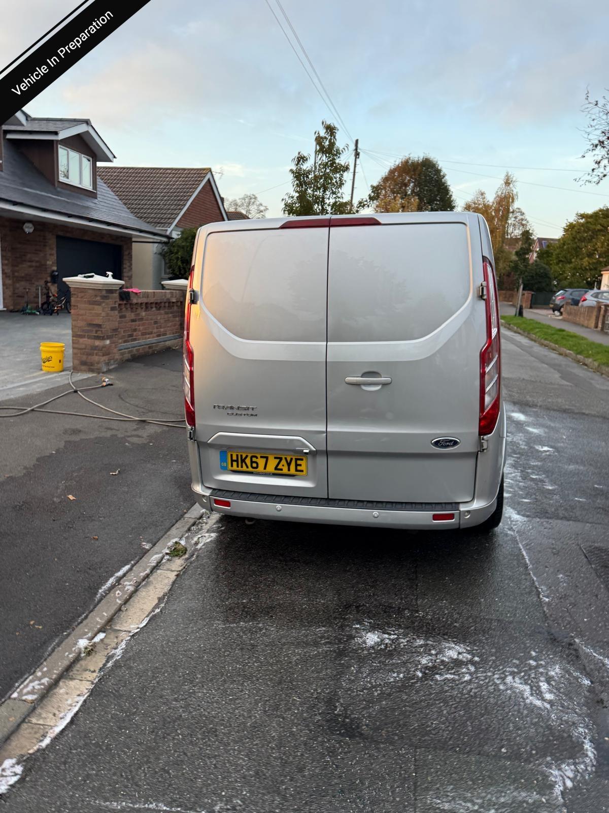 Ford Transit Custom 2.0 TDCi 290 Limited Panel Van 5dr Diesel Manual L1 H1 (157 g/km, 168 bhp)