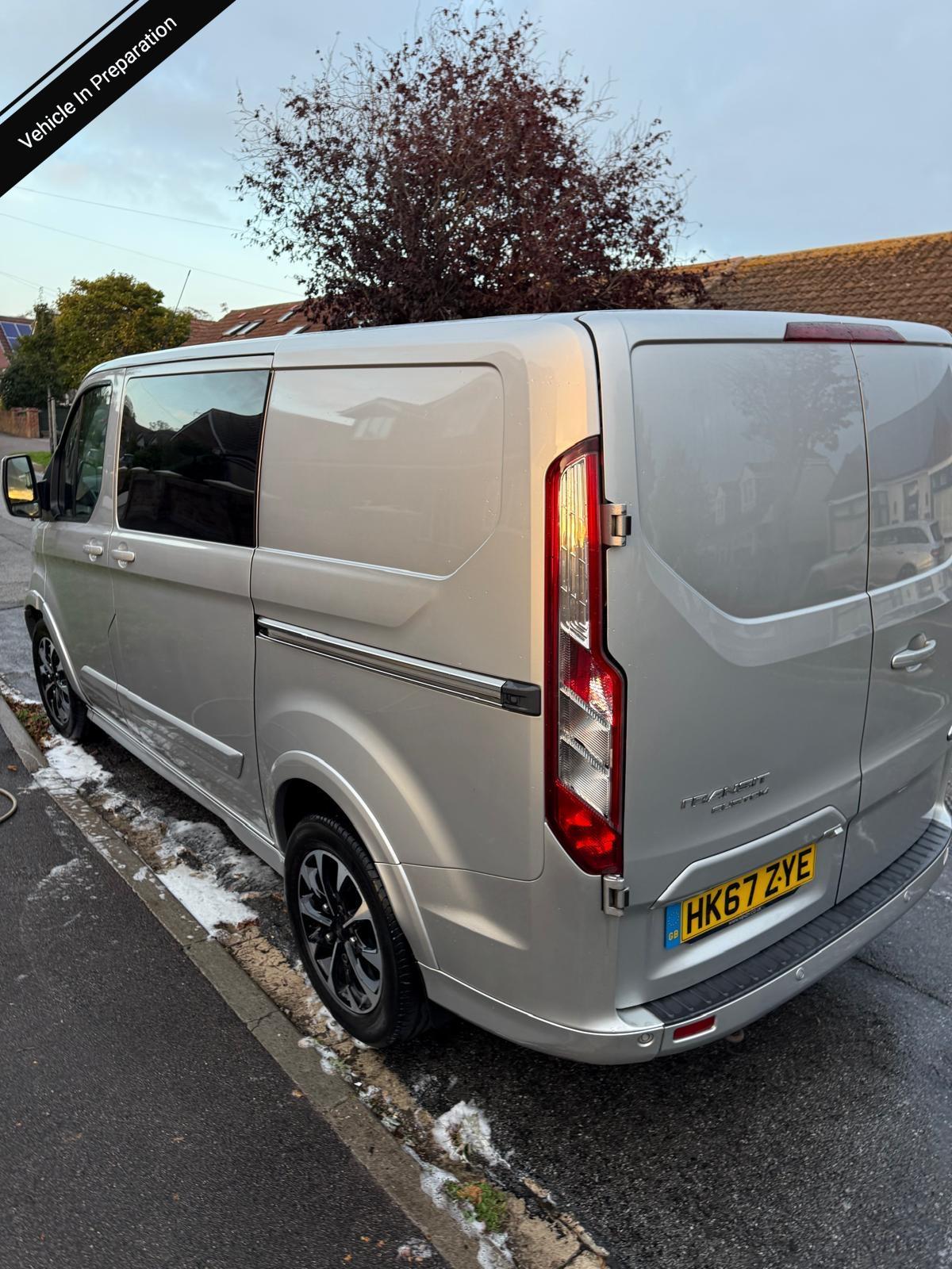Ford Transit Custom 2.0 TDCi 290 Limited Panel Van 5dr Diesel Manual L1 H1 (157 g/km, 168 bhp)
