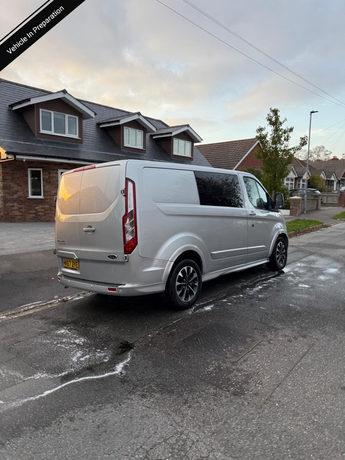 Ford Transit Custom 2.0 TDCi 290 Limited Panel Van 5dr Diesel Manual L1 H1 (157 g/km, 168 bhp)