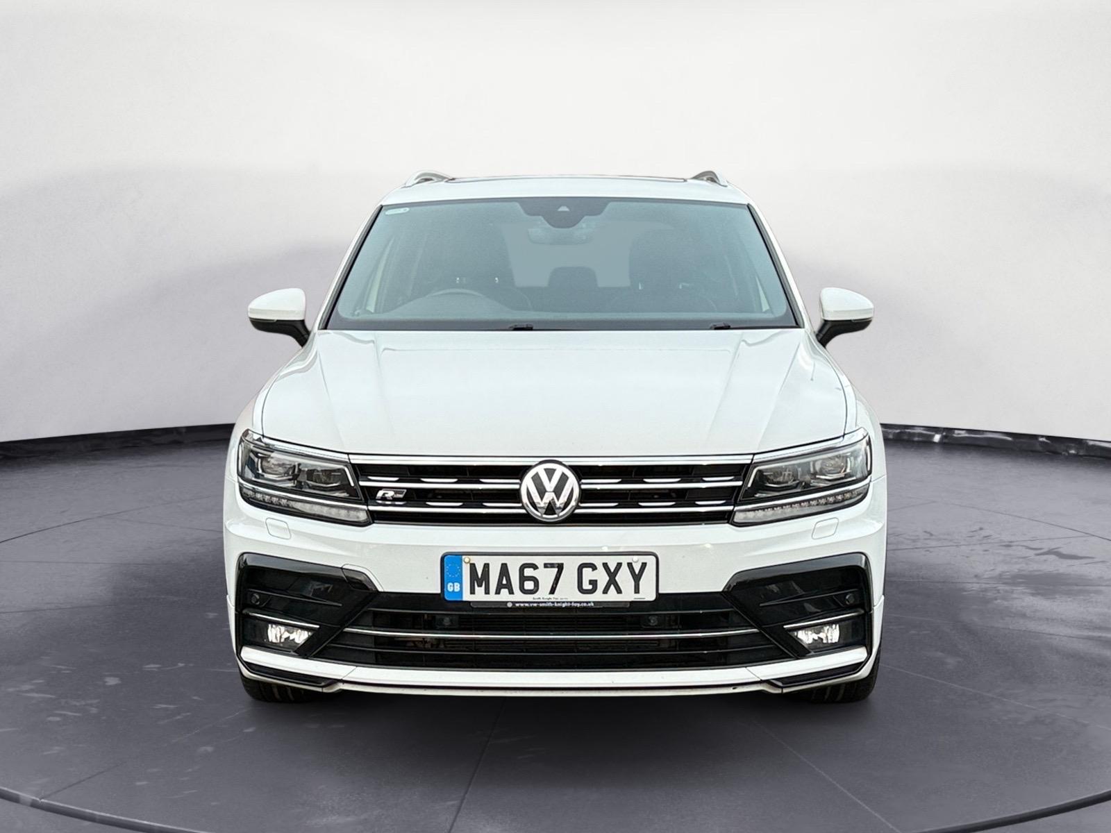 Volkswagen Tiguan 2.0 TDI R-Line SUV 5dr Diesel Manual 4Motion Euro 6 (s/s) (150 ps)