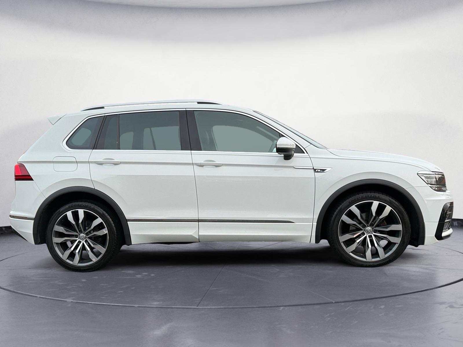 Volkswagen Tiguan 2.0 TDI R-Line SUV 5dr Diesel Manual 4Motion Euro 6 (s/s) (150 ps)