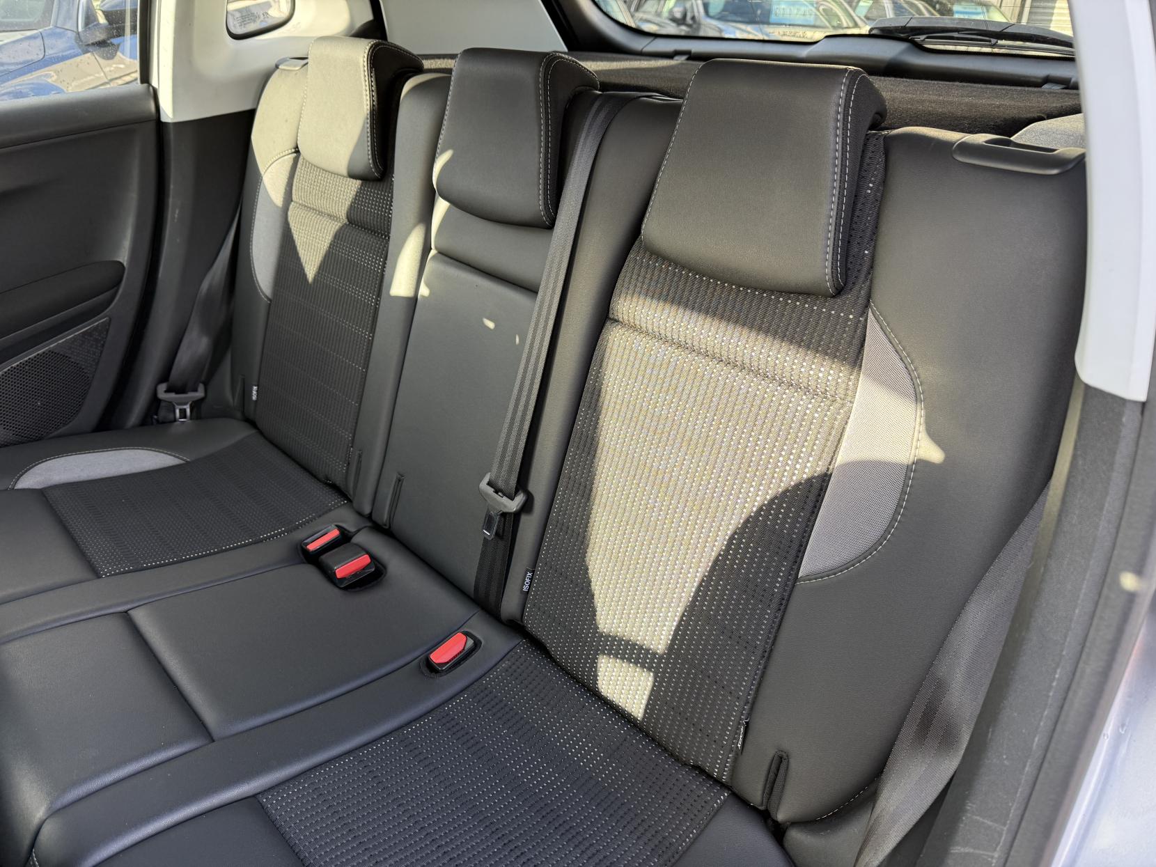 Peugeot 2008 1.6 BlueHDi Allure SUV 5dr Diesel Manual Euro 6 (s/s) (100 ps)