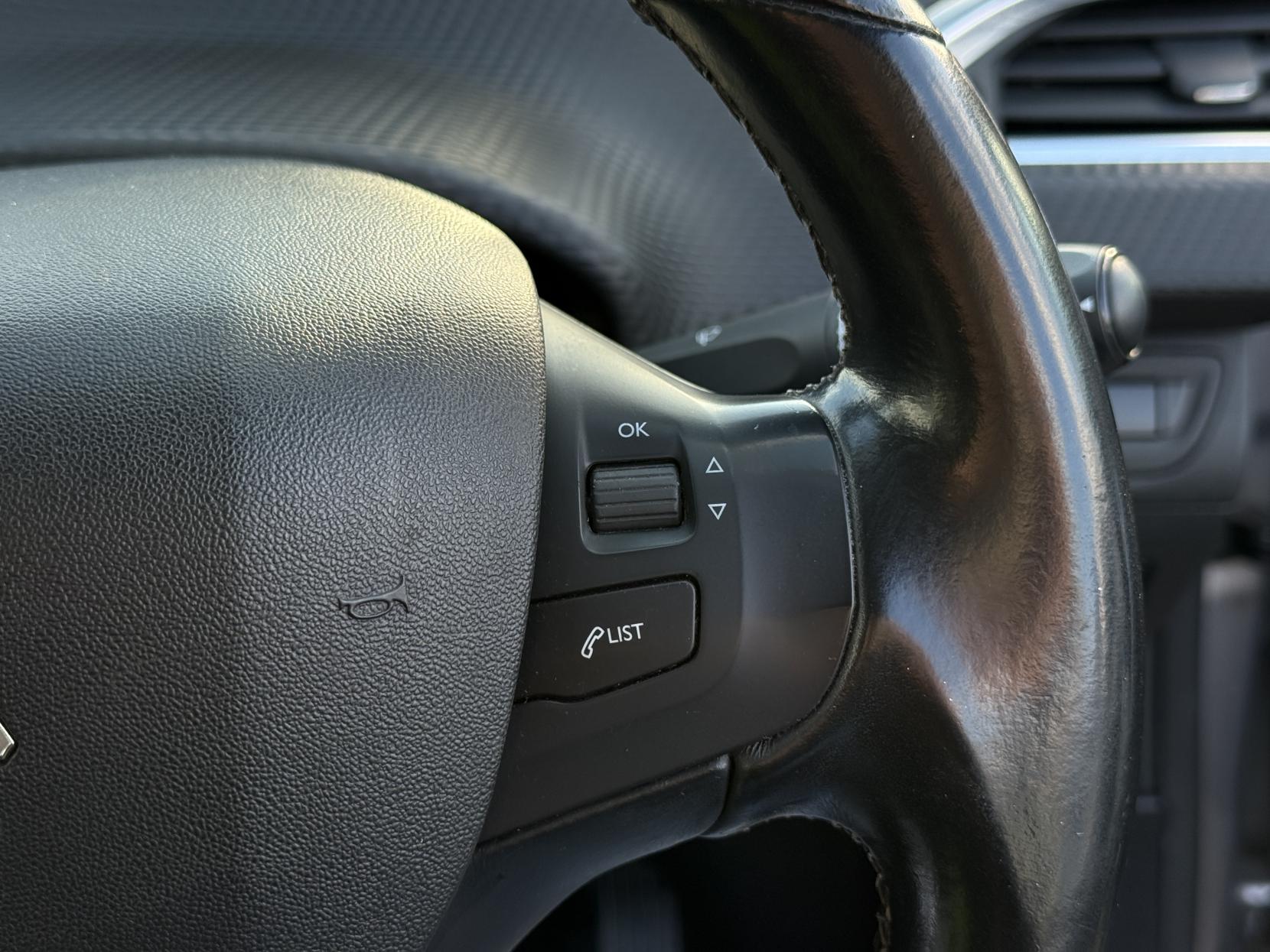 Peugeot 2008 1.6 BlueHDi Allure SUV 5dr Diesel Manual Euro 6 (s/s) (100 ps)