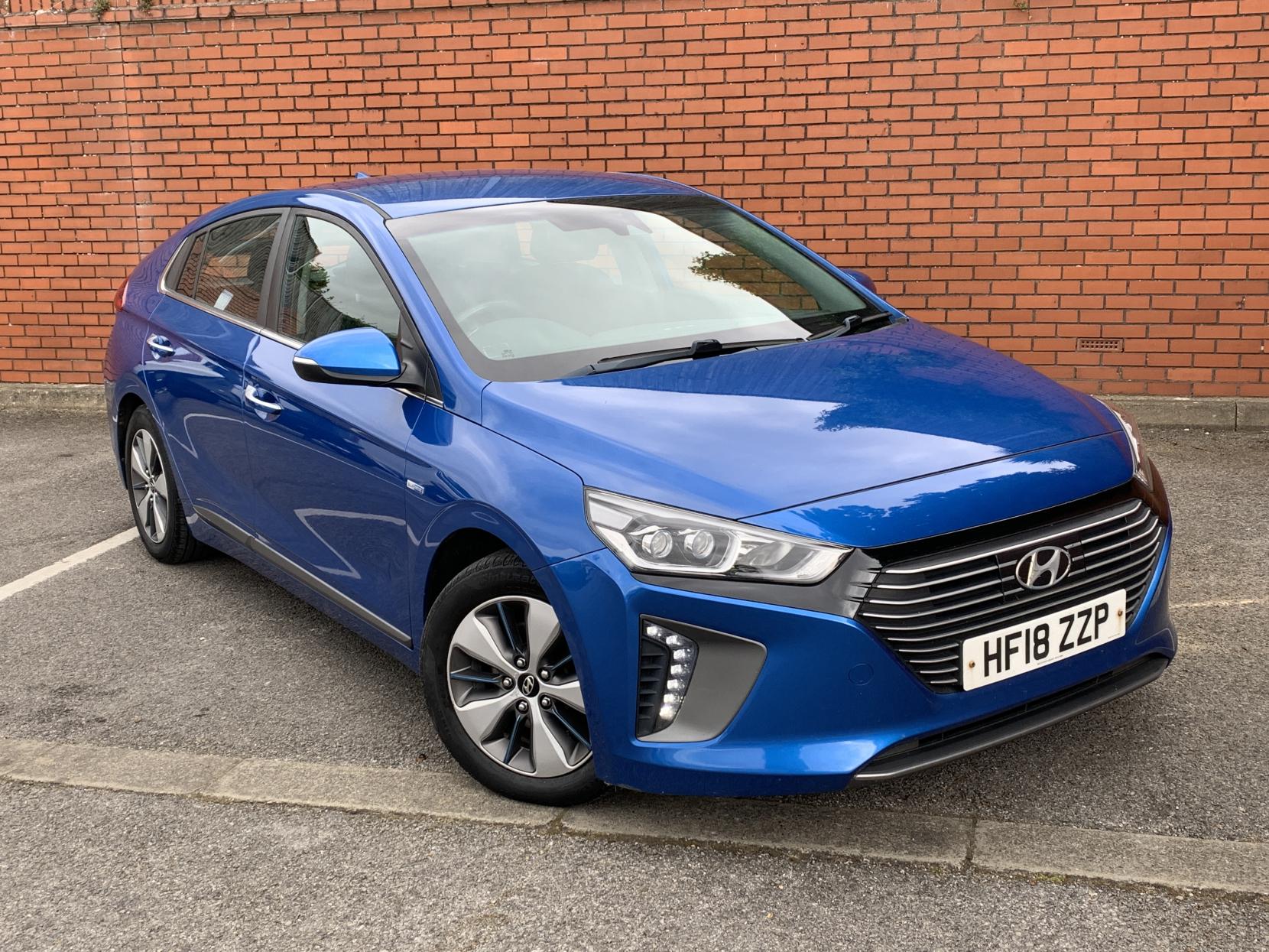 Hyundai IONIQ 1.6 h-GDi 8.9kWh Premium Hatchback 5dr Petrol Plug-in Hybrid DCT Euro 6 (s/s) (141 ps)