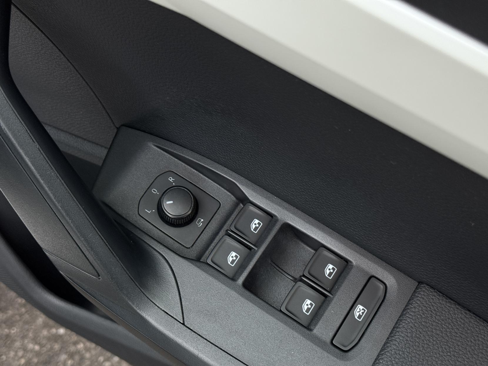 SEAT Arona 1.0 TSI XCELLENCE Lux SUV 5dr Petrol Manual Euro 6 (s/s) (110 ps)