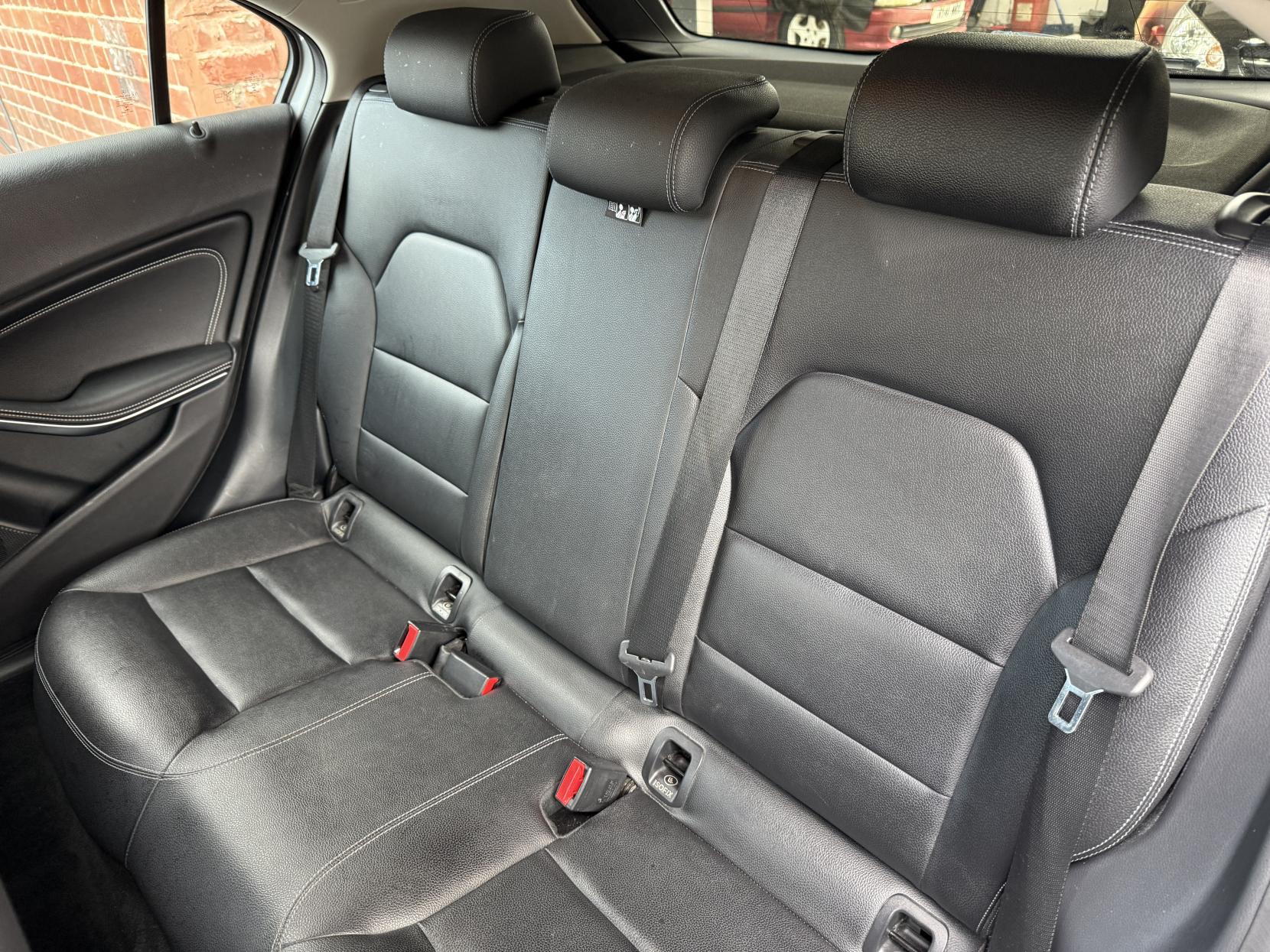Mercedes-Benz A Class 1.5 A180d Sport (Premium) Hatchback 5dr Diesel 7G-DCT Euro 6 (s/s) (109 ps)