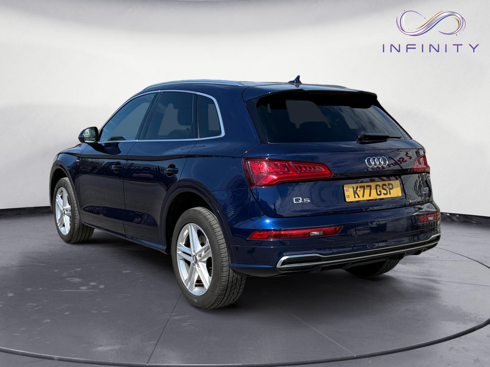 Audi Q5 2.0 TDI S line SUV 5dr Diesel S Tronic quattro Euro 6 (s/s) (190 ps)