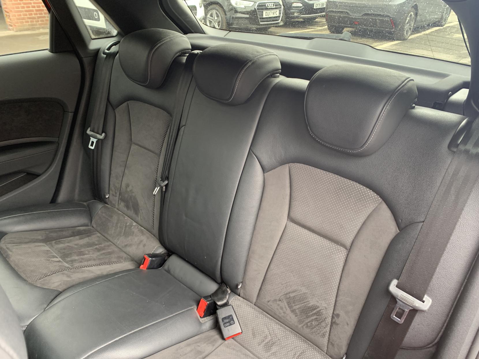Audi A1 1.4 TFSI CoD Black Edition Sportback 5dr Petrol S Tronic Euro 6 (s/s) (Nav) (150 ps)