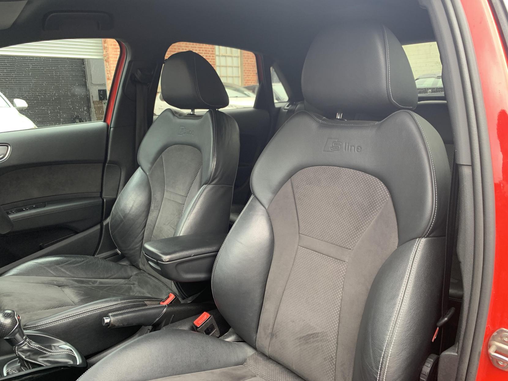 Audi A1 1.4 TFSI CoD Black Edition Sportback 5dr Petrol S Tronic Euro 6 (s/s) (Nav) (150 ps)