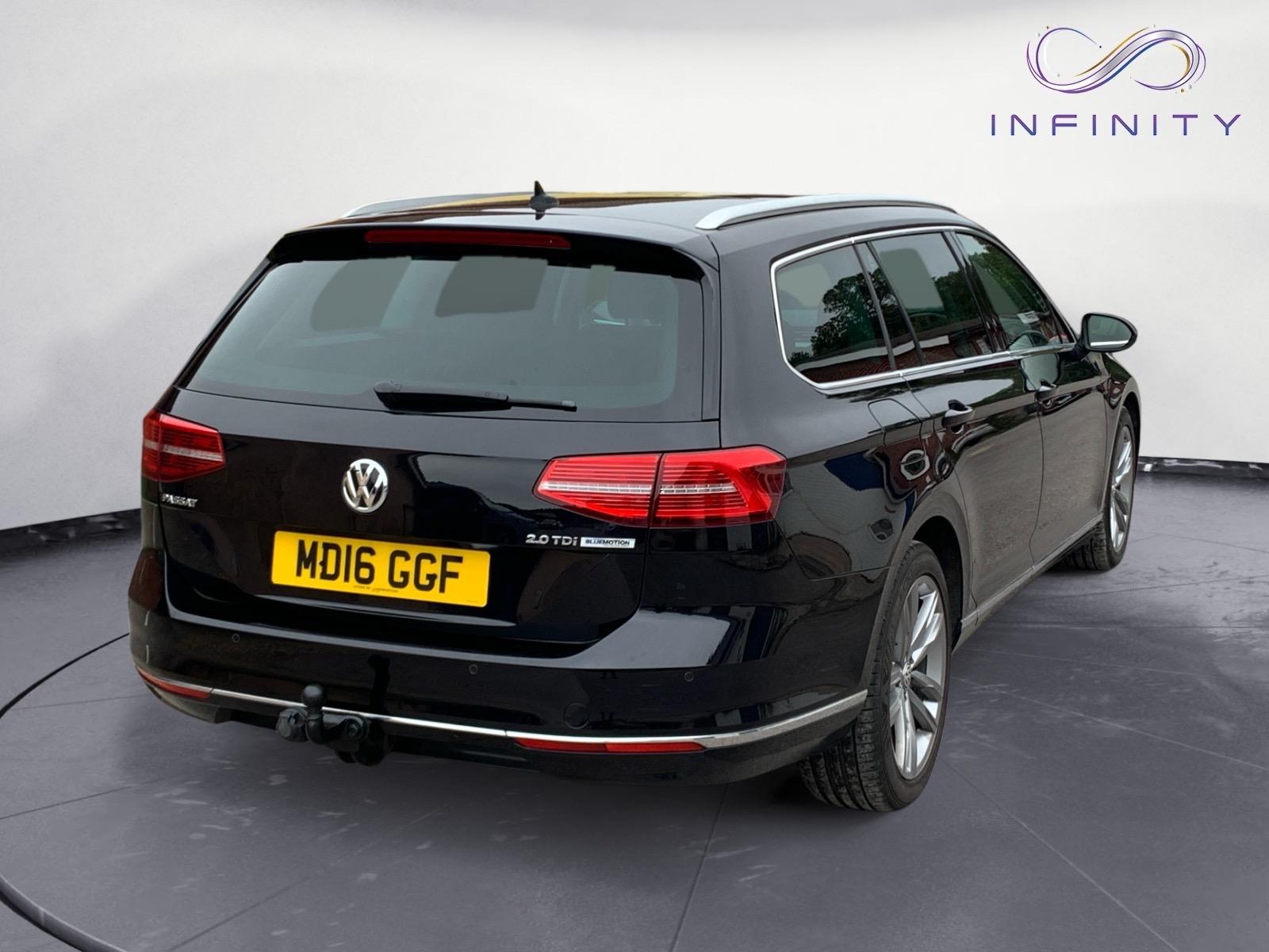 Volkswagen Passat 2.0 TDI BlueMotion Tech GT Estate 5dr Diesel Manual Euro 6 (s/s) (150 ps)