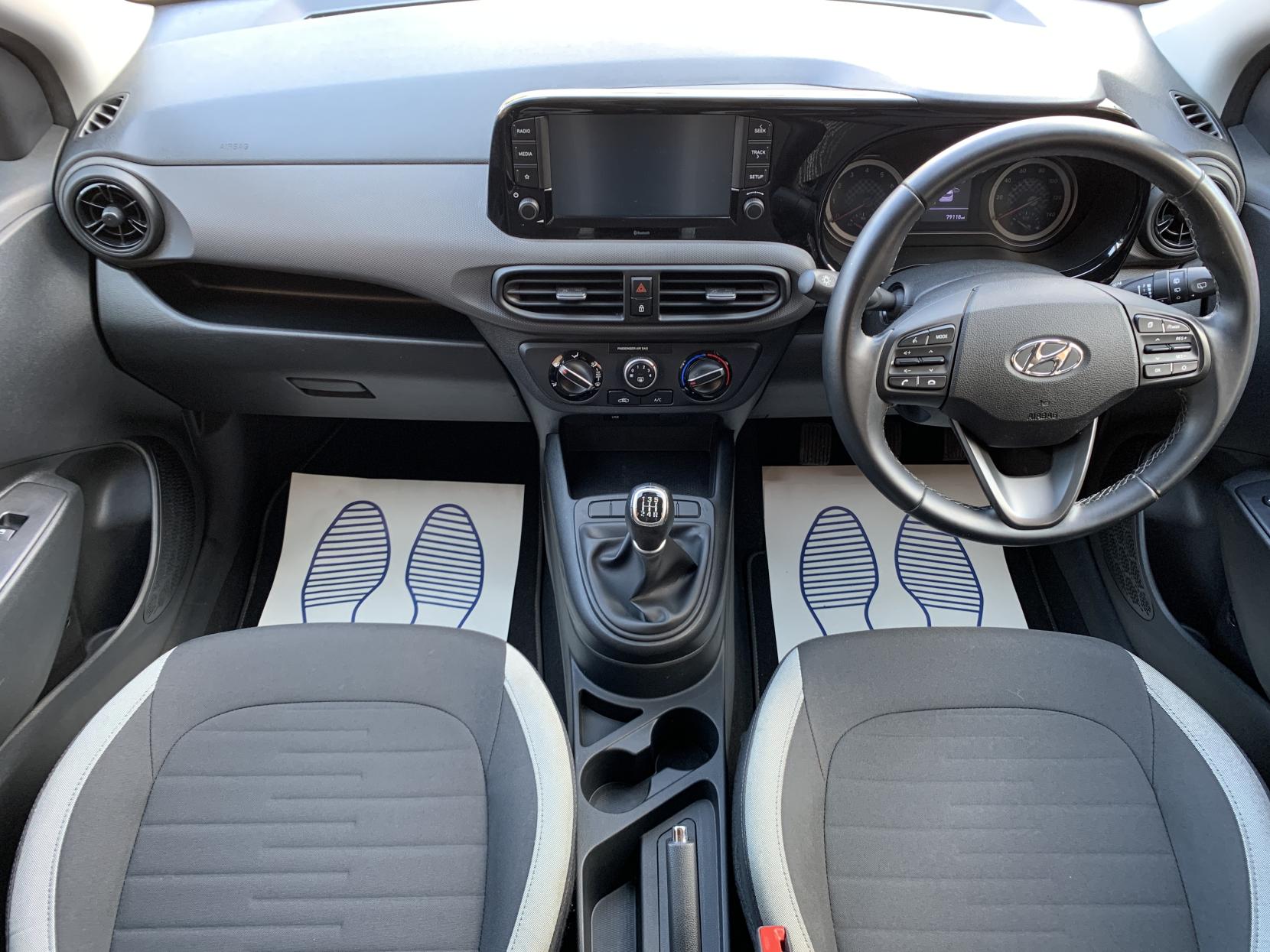 Hyundai i10 1.0 SE Connect Hatchback 5dr Petrol Manual Euro 6 (s/s) (67 ps)