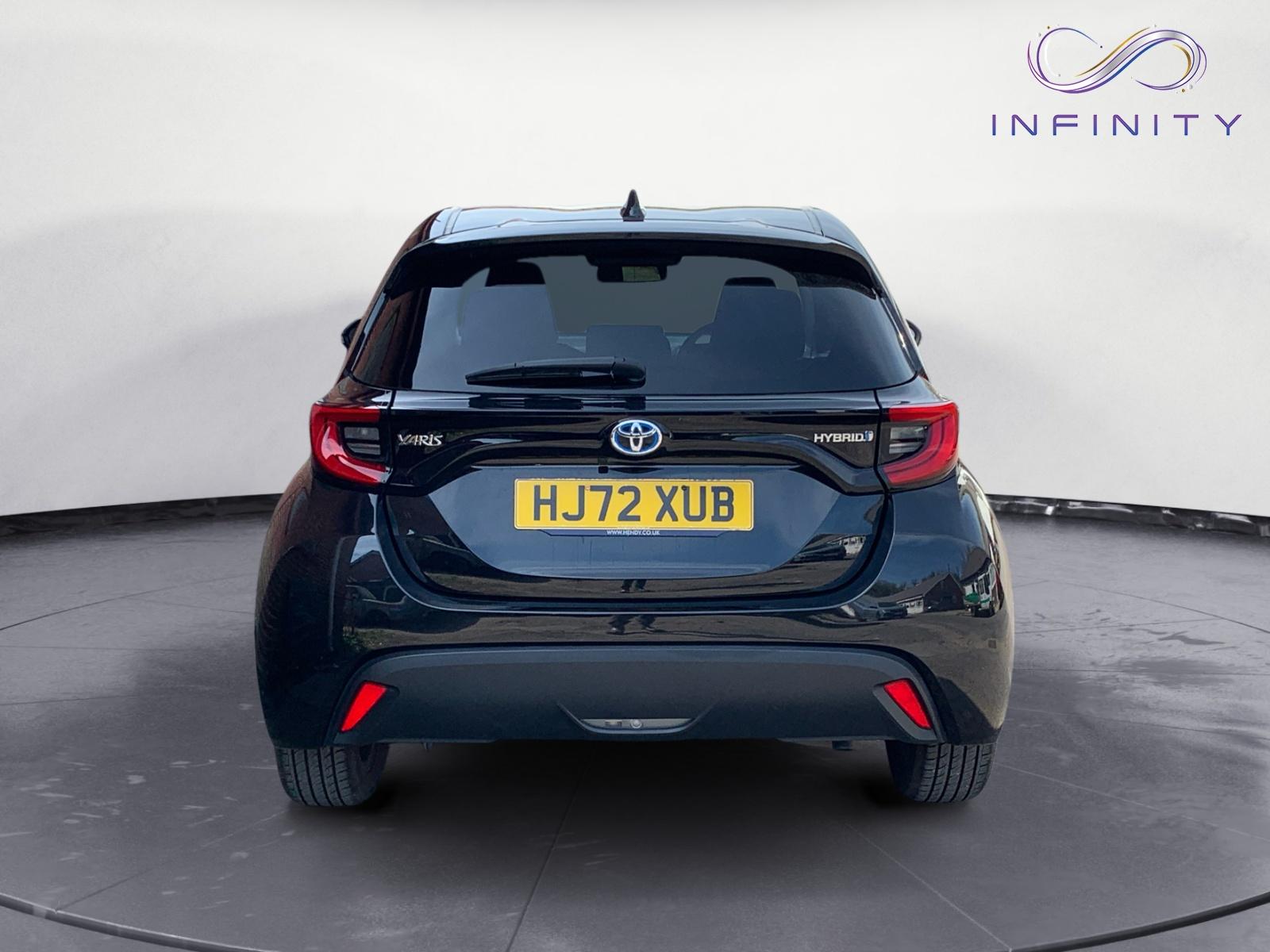 Toyota Yaris 1.5 VVT-h Design Hatchback 5dr Petrol Hybrid E-CVT Euro 6 (s/s) (116 ps)