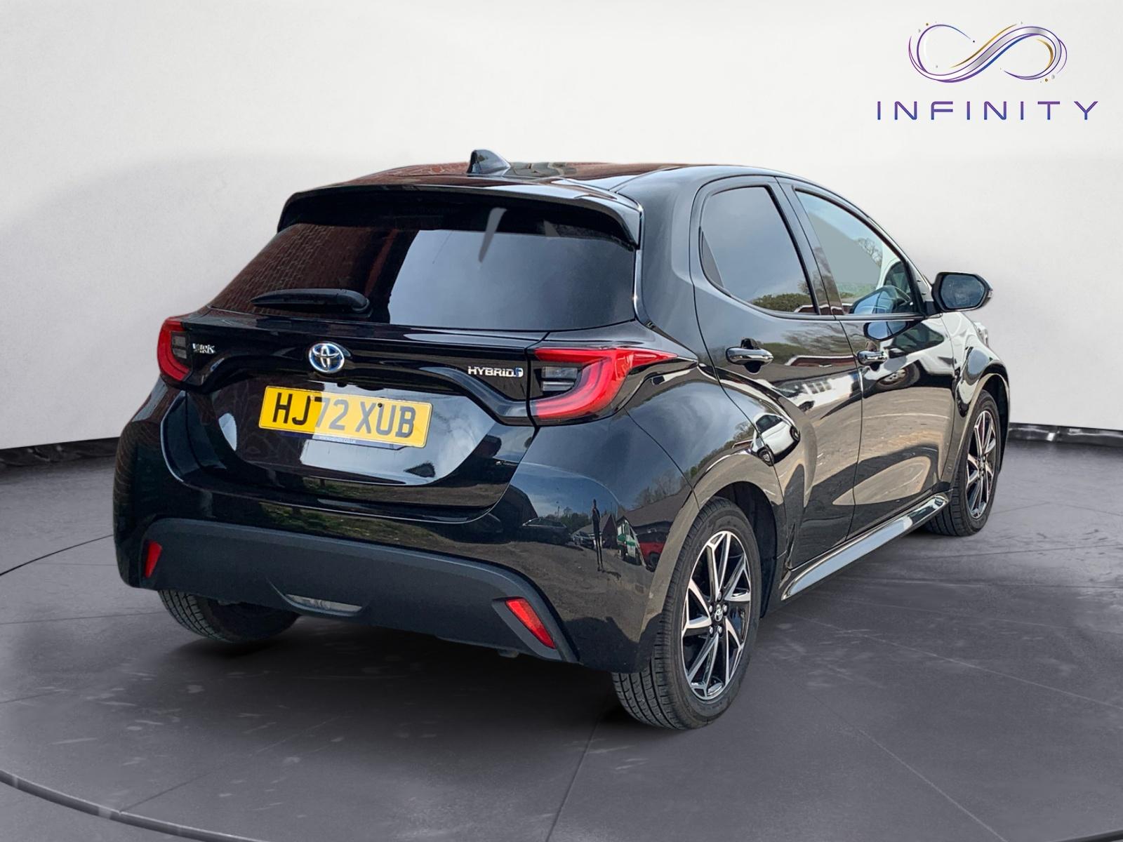Toyota Yaris 1.5 VVT-h Design Hatchback 5dr Petrol Hybrid E-CVT Euro 6 (s/s) (116 ps)