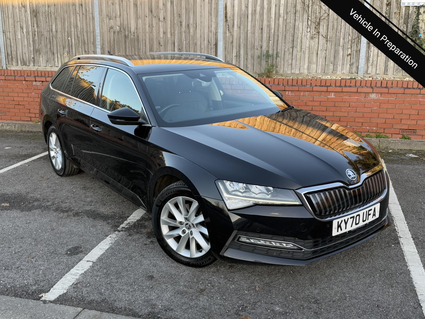 Skoda Superb 1.4 TSI iV 13kWh SE Technology Estate 5dr Petrol Plug-in Hybrid DSG Euro 6 (s/s) (218 ps)