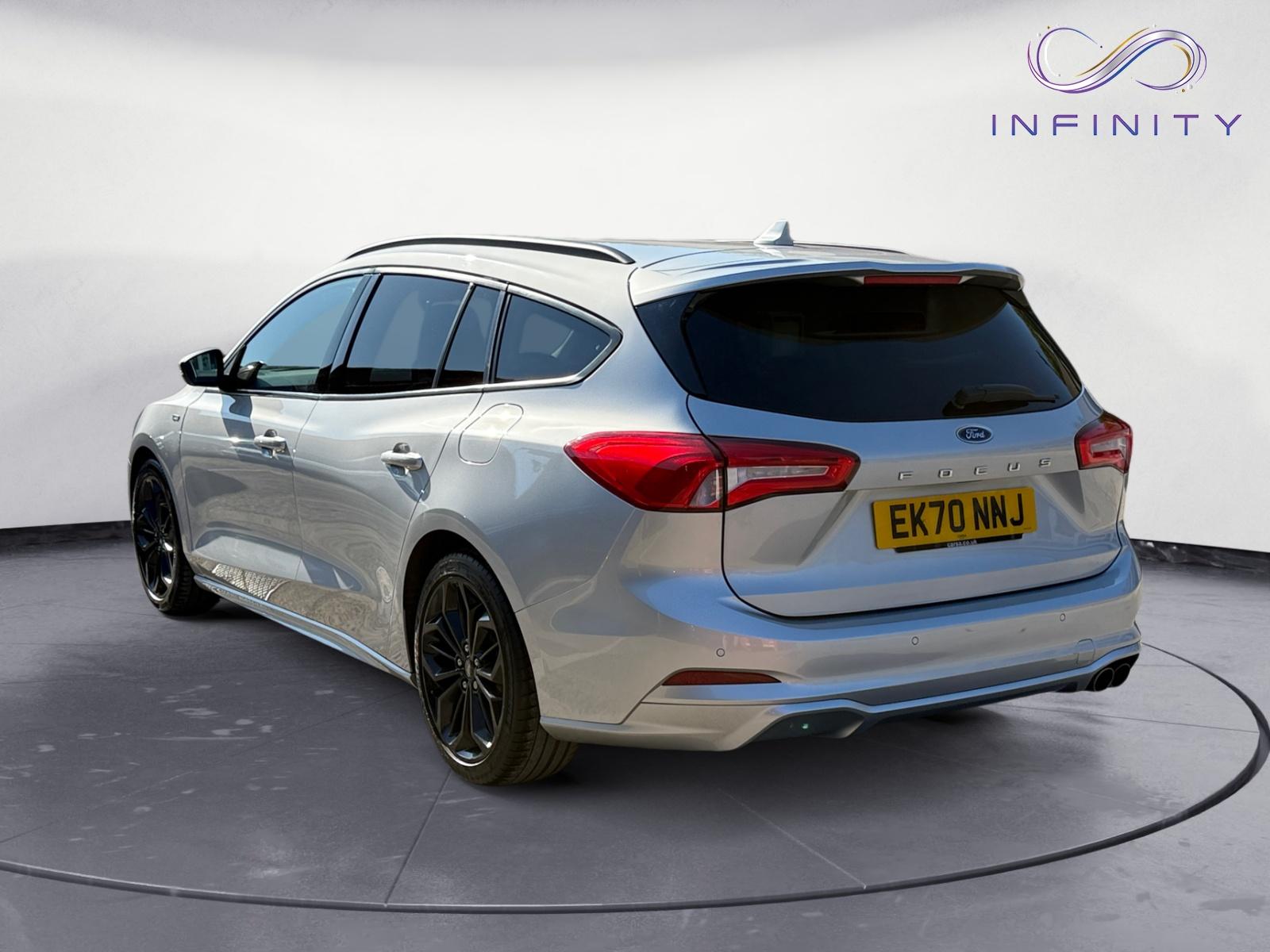 Ford Focus 1.0T EcoBoost ST-Line X Estate 5dr Petrol Auto Euro 6 (s/s) (125 ps)
