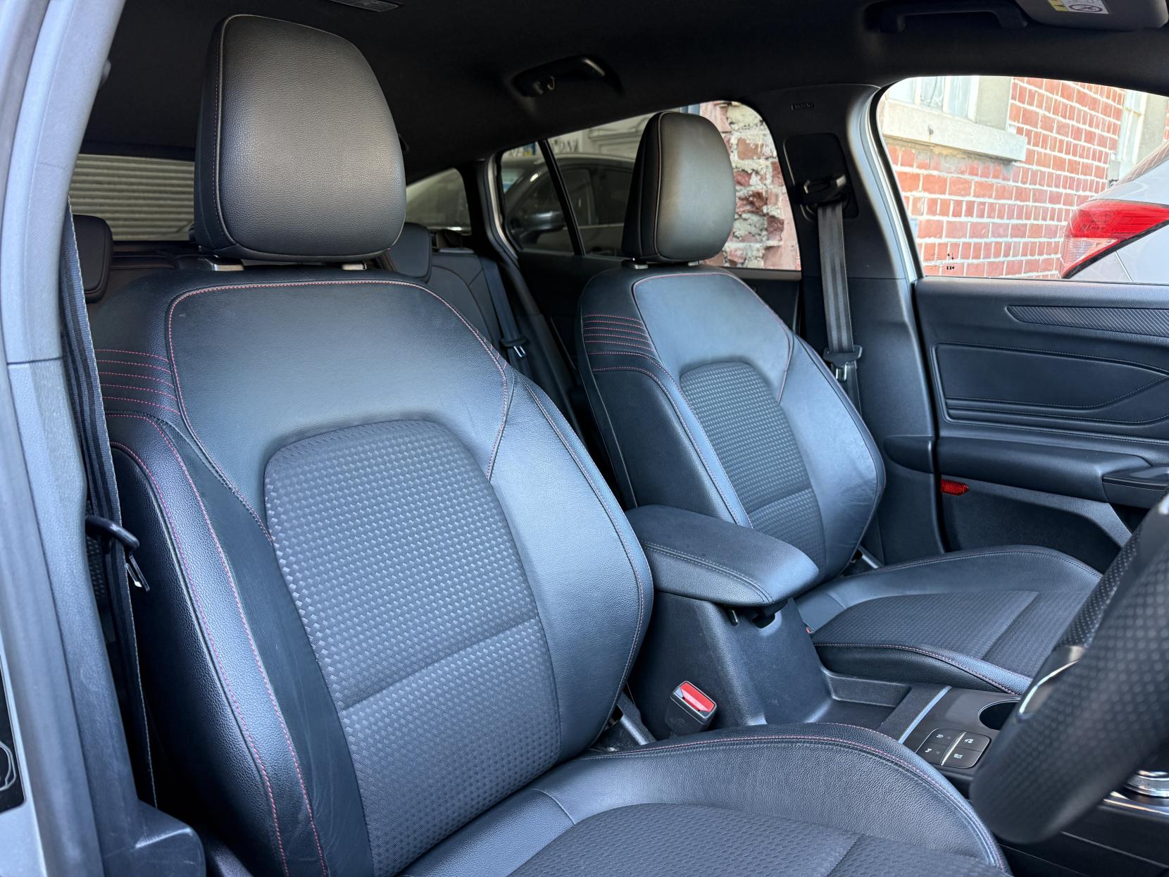 Ford Focus 1.0T EcoBoost ST-Line X Estate 5dr Petrol Auto Euro 6 (s/s) (125 ps)