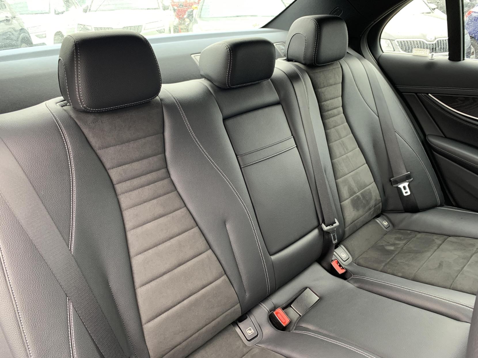Mercedes-Benz E Class 2.0 E220d AMG Line Saloon 4dr Diesel G-Tronic+ Euro 6 (s/s) (194 ps)