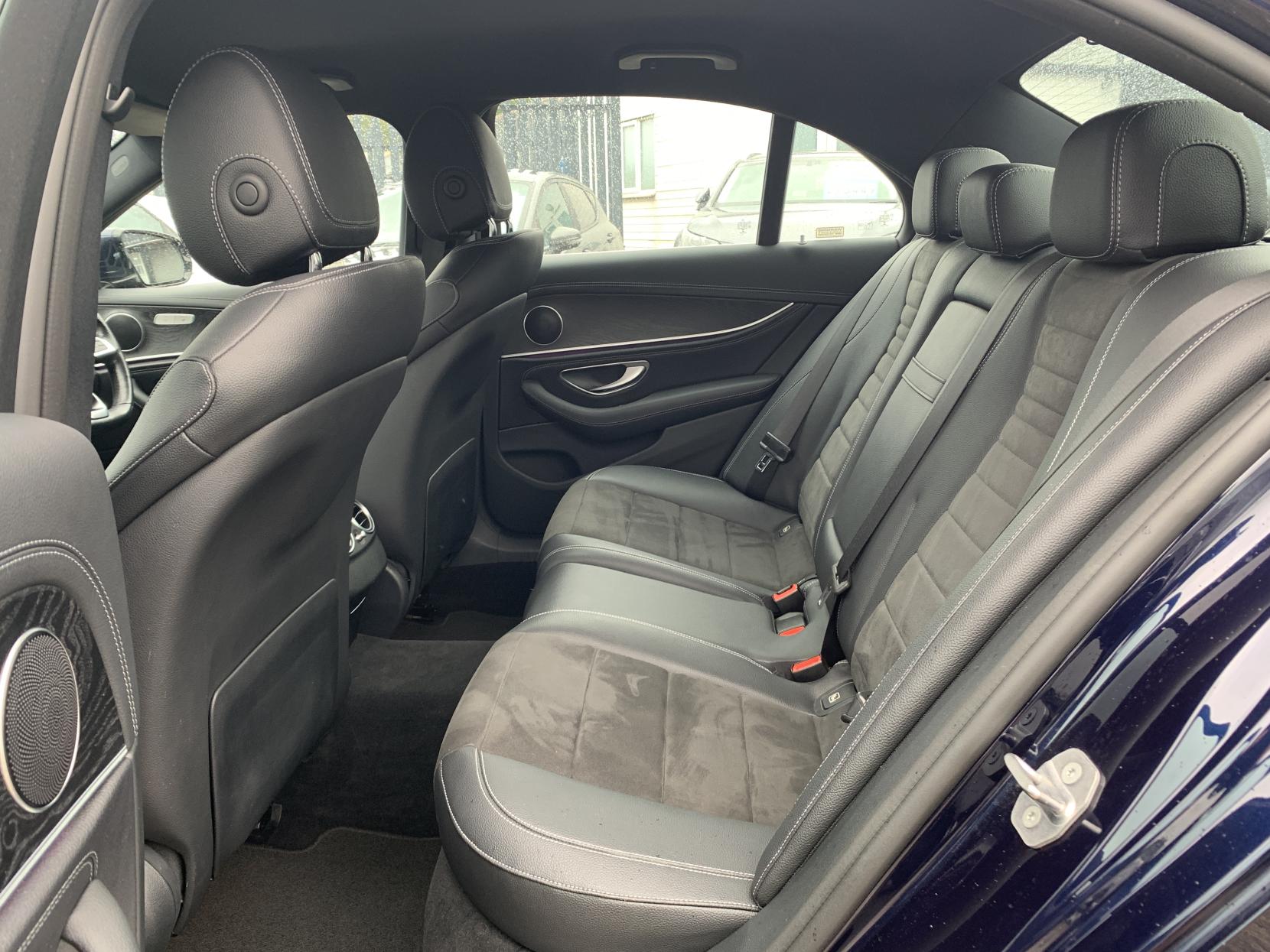 Mercedes-Benz E Class 2.0 E220d AMG Line Saloon 4dr Diesel G-Tronic+ Euro 6 (s/s) (194 ps)