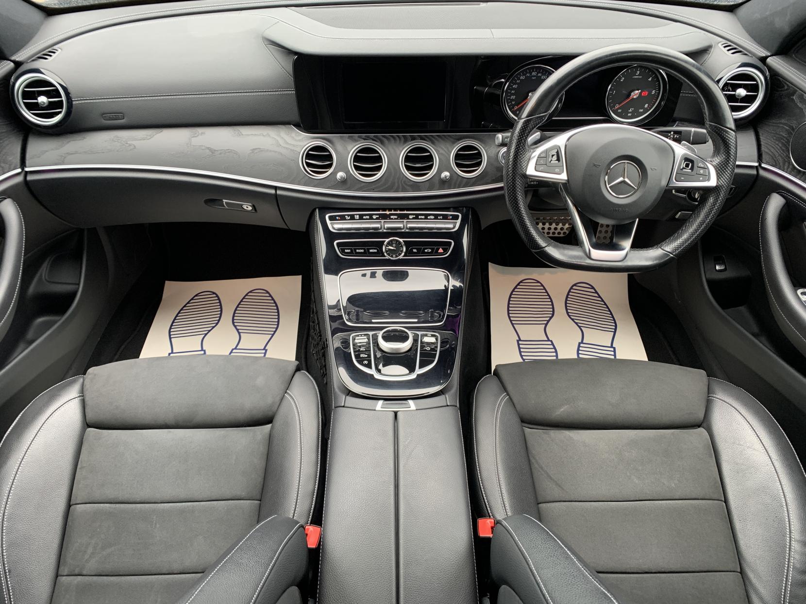 Mercedes-Benz E Class 2.0 E220d AMG Line Saloon 4dr Diesel G-Tronic+ Euro 6 (s/s) (194 ps)