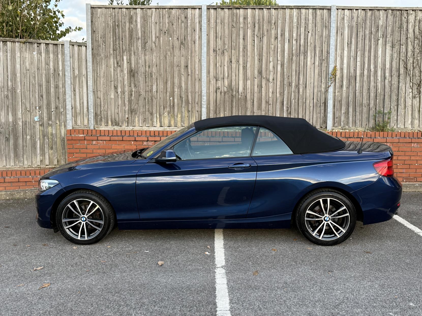 BMW 2 Series 1.5 218i Sport Convertible 2dr Petrol Auto Euro 6 (s/s) (136 ps)