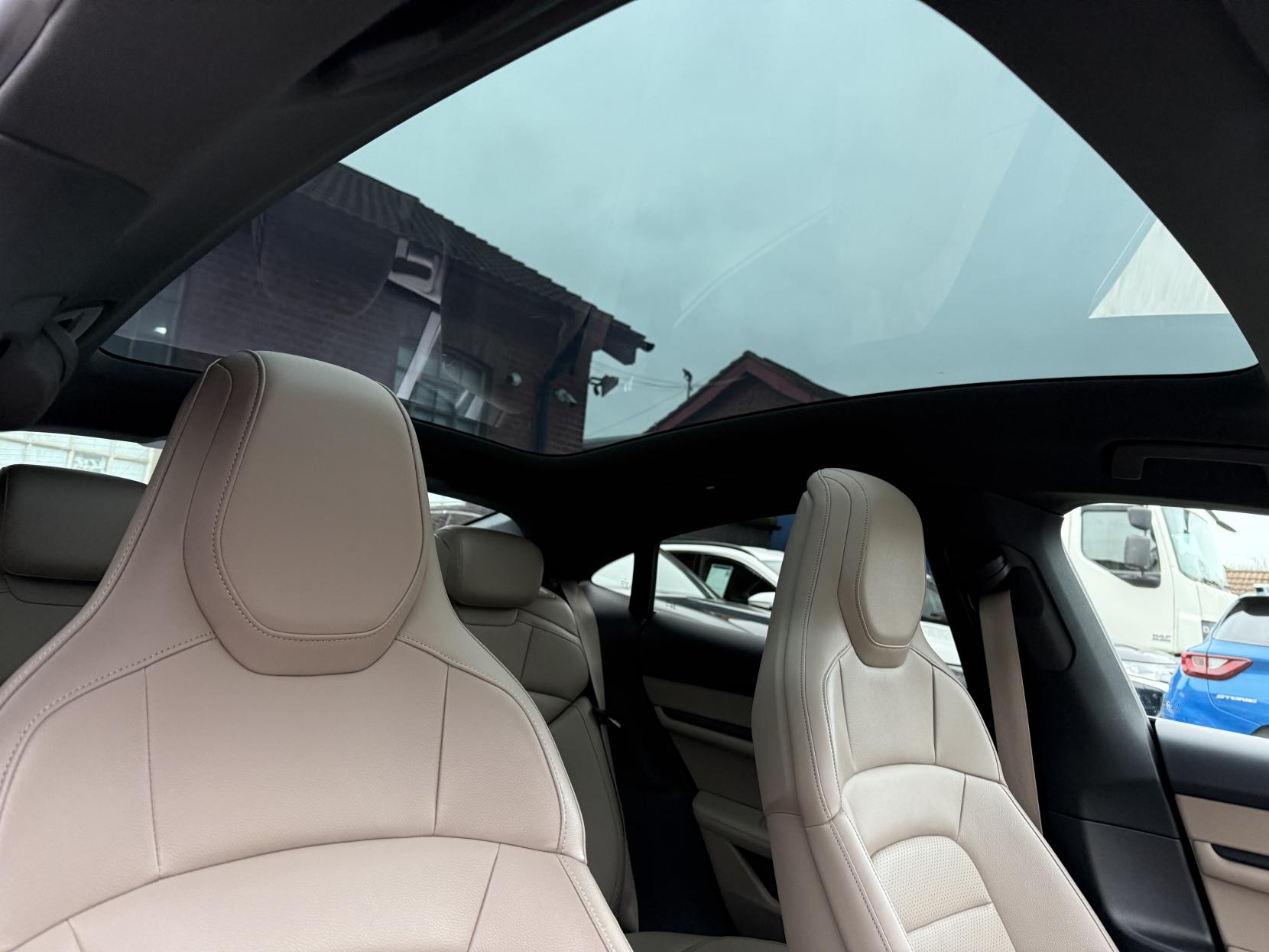 Porsche Taycan Performance Plus 93.4kWh 4S Saloon 4dr Electric Auto 4WD (571 ps)