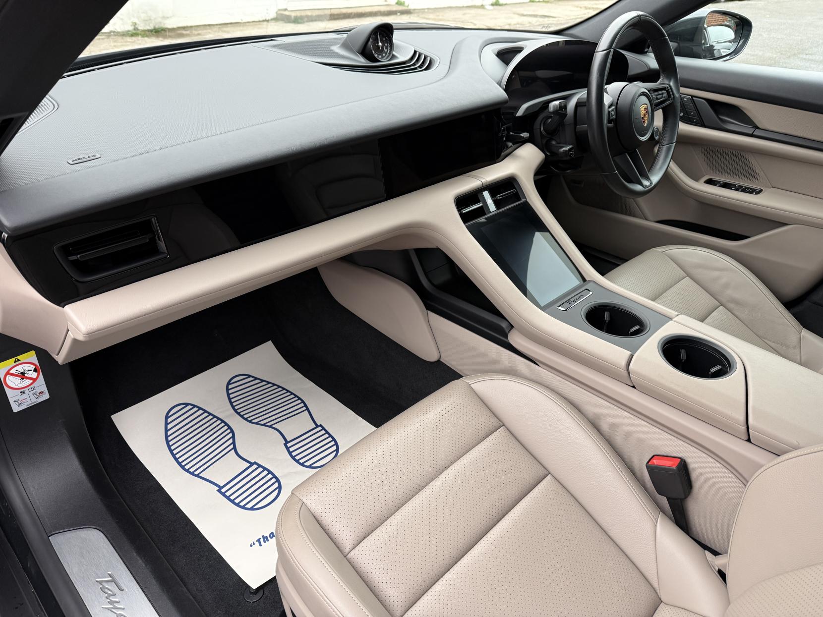 Porsche Taycan Performance Plus 93.4kWh 4S Saloon 4dr Electric Auto 4WD (571 ps)