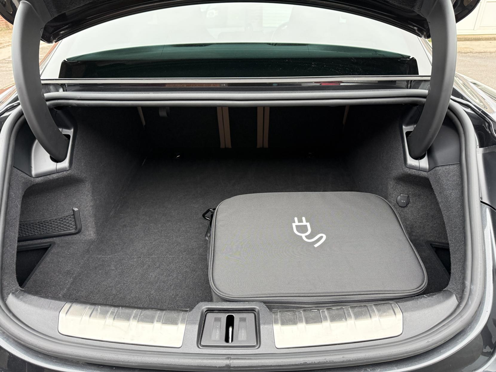 Porsche Taycan Performance Plus 93.4kWh 4S Saloon 4dr Electric Auto 4WD (571 ps)