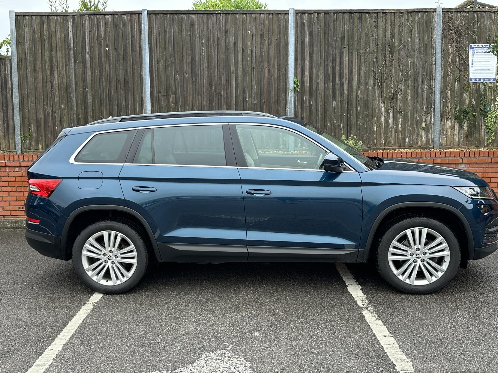 Skoda Kodiaq 2.0 TDI SE L SUV 5dr Diesel Manual 4WD Euro 6 (s/s) (7 Seat) (150 ps)