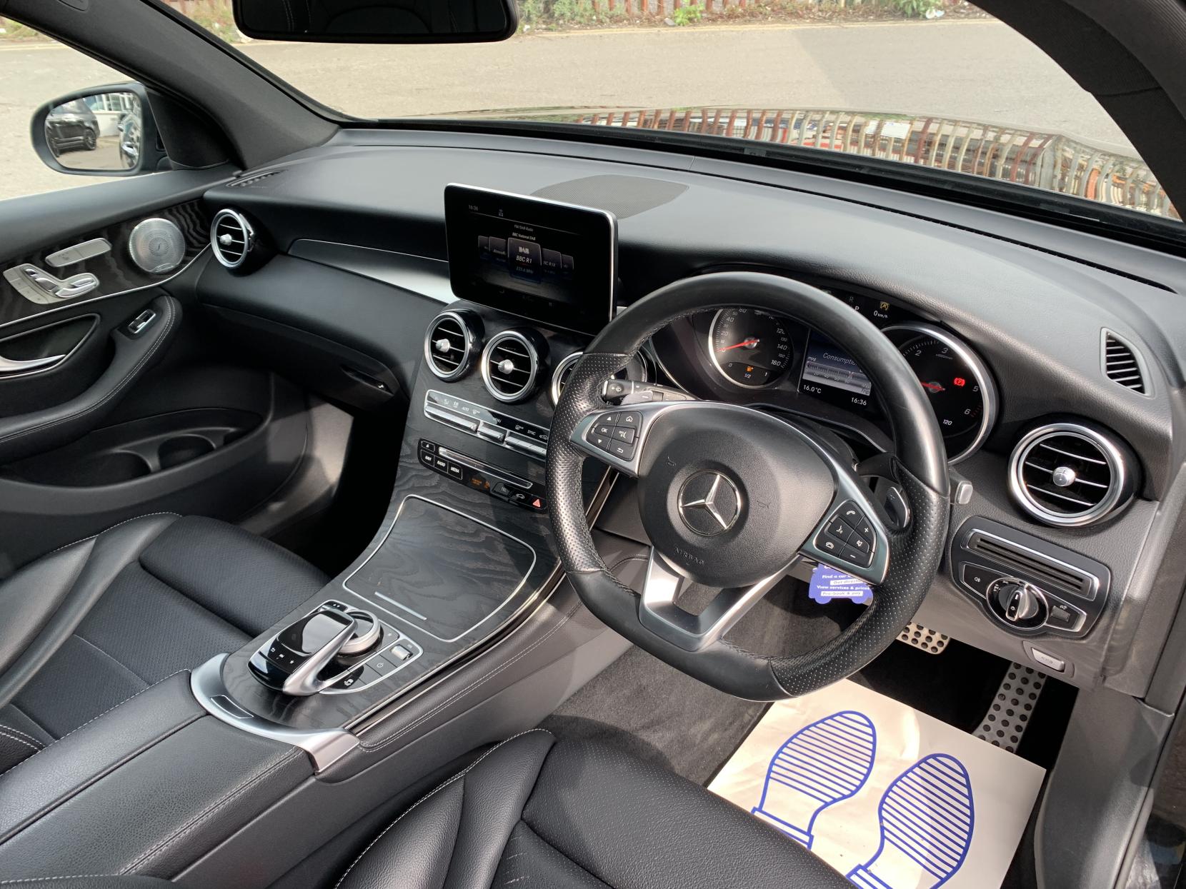 Mercedes-Benz GLC 2.1 GLC250d AMG Line (Premium Plus) SUV 5dr Diesel G-Tronic 4MATIC Euro 6 (s/s) (204 ps)