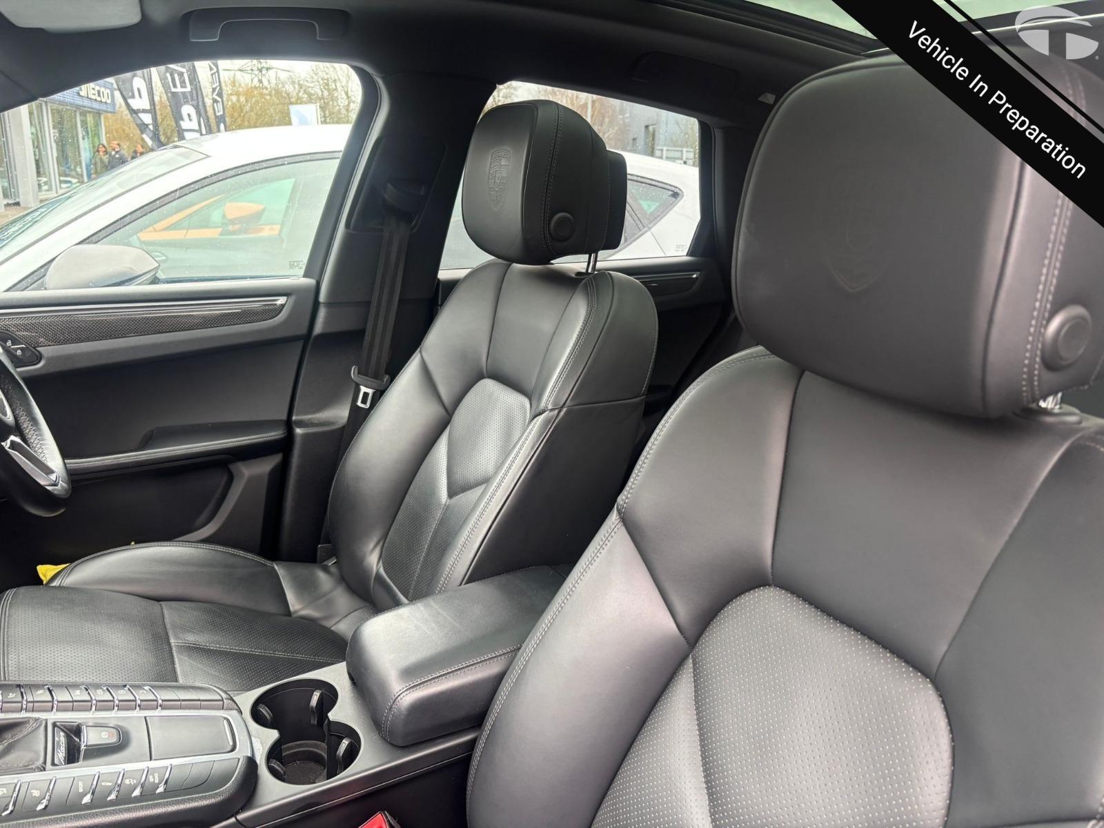 Porsche Macan 3.0T V6 S SUV 5dr Petrol PDK 4WD Euro 6 (s/s) (354 ps)