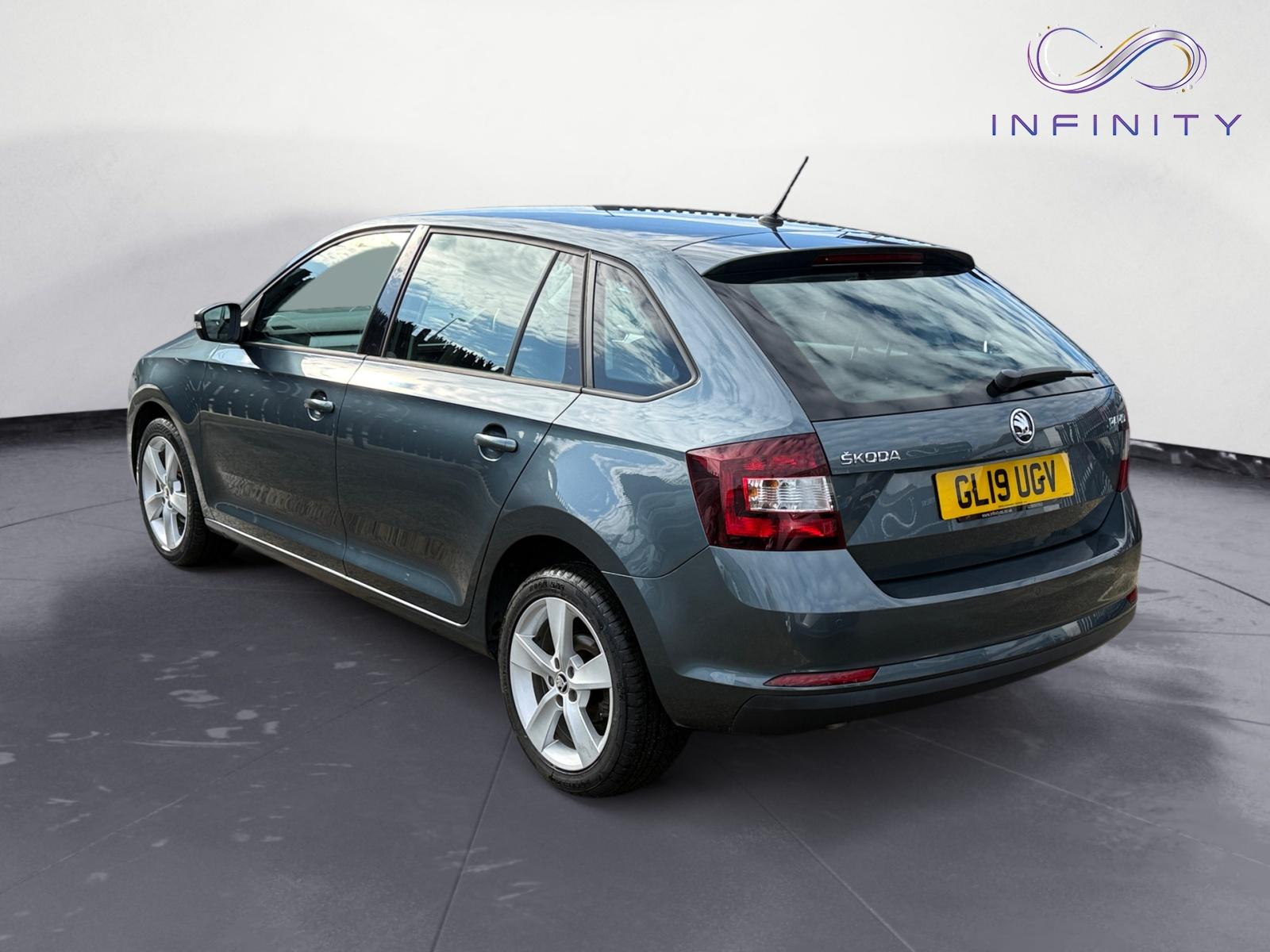 Skoda Rapid Spaceback 1.0 TSI GPF SE Tech Hatchback 5dr Petrol Manual Euro 6 (s/s) (95 ps)