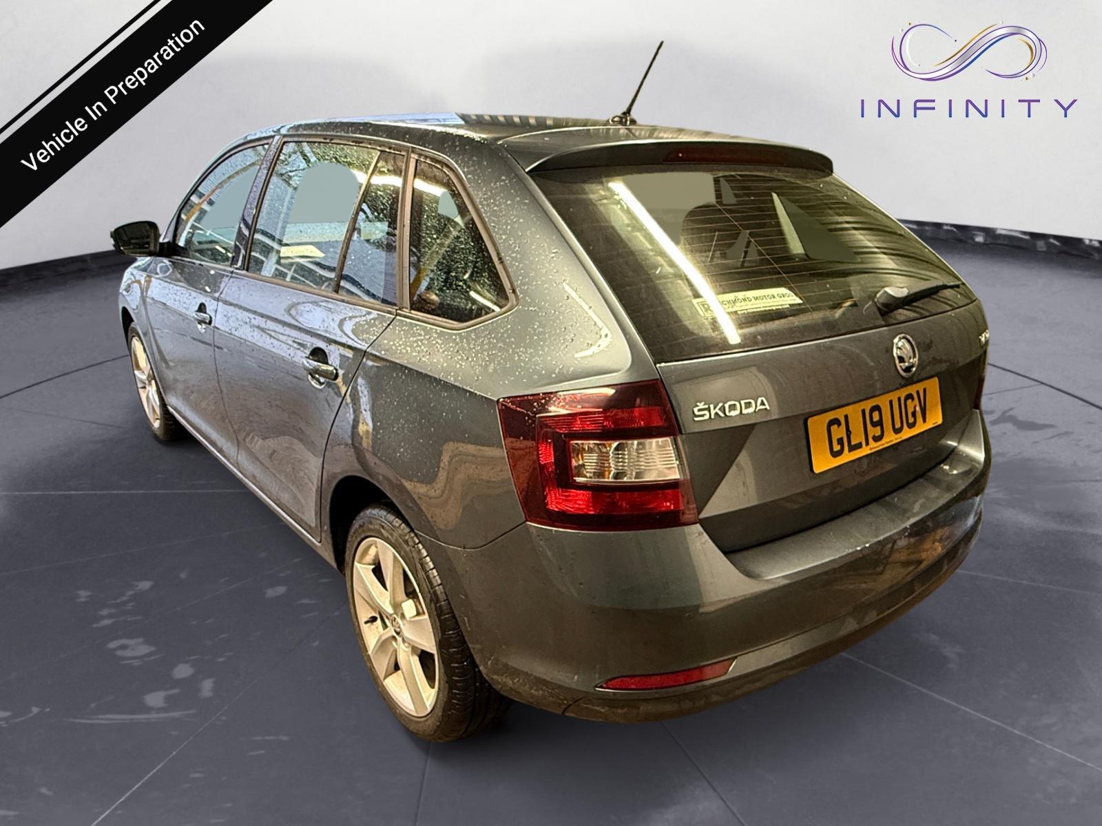 Skoda Rapid Spaceback 1.0 TSI GPF SE Tech Hatchback 5dr Petrol Manual Euro 6 (s/s) (95 ps)