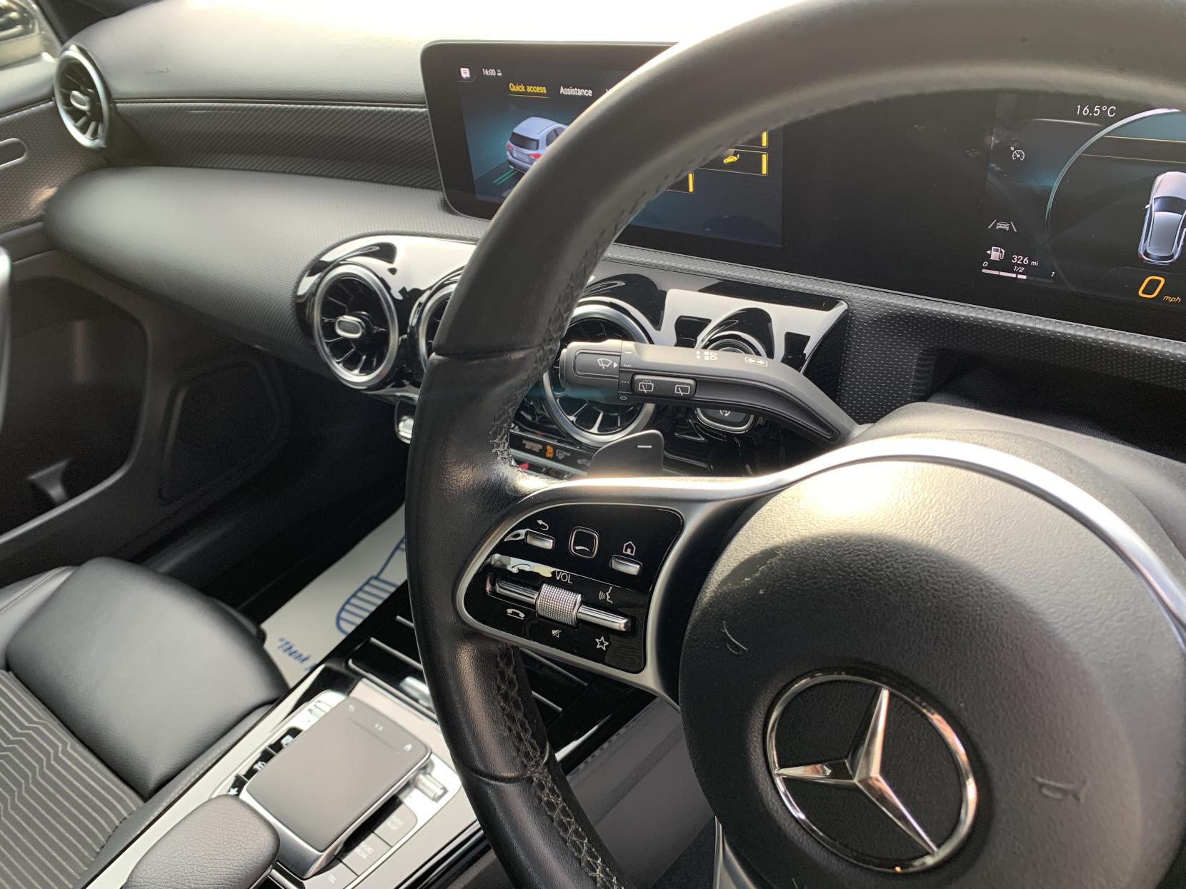 Mercedes-Benz A Class 1.5 A180d Sport (Executive) Hatchback 5dr Diesel 7G-DCT Euro 6 (s/s) (116 ps)