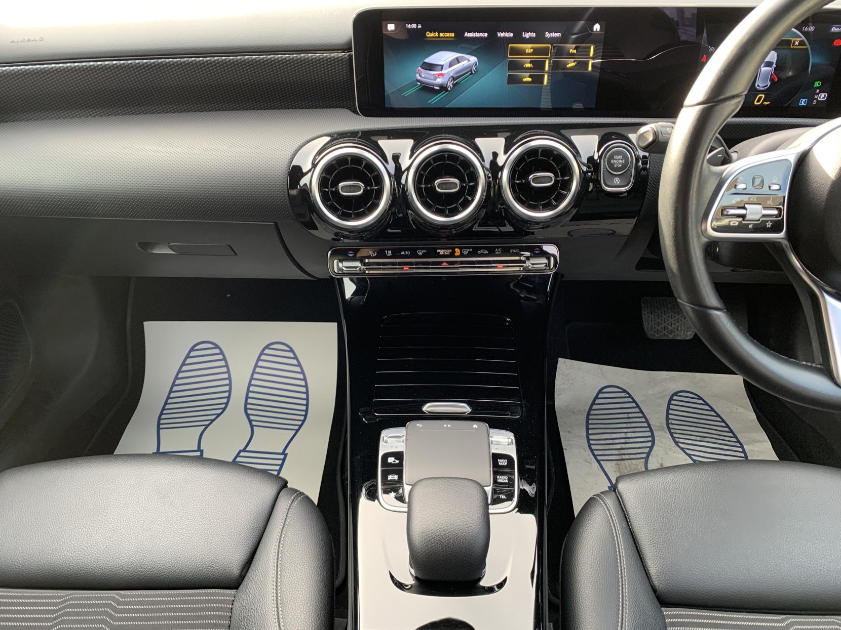 Mercedes-Benz A Class 1.5 A180d Sport (Executive) Hatchback 5dr Diesel 7G-DCT Euro 6 (s/s) (116 ps)