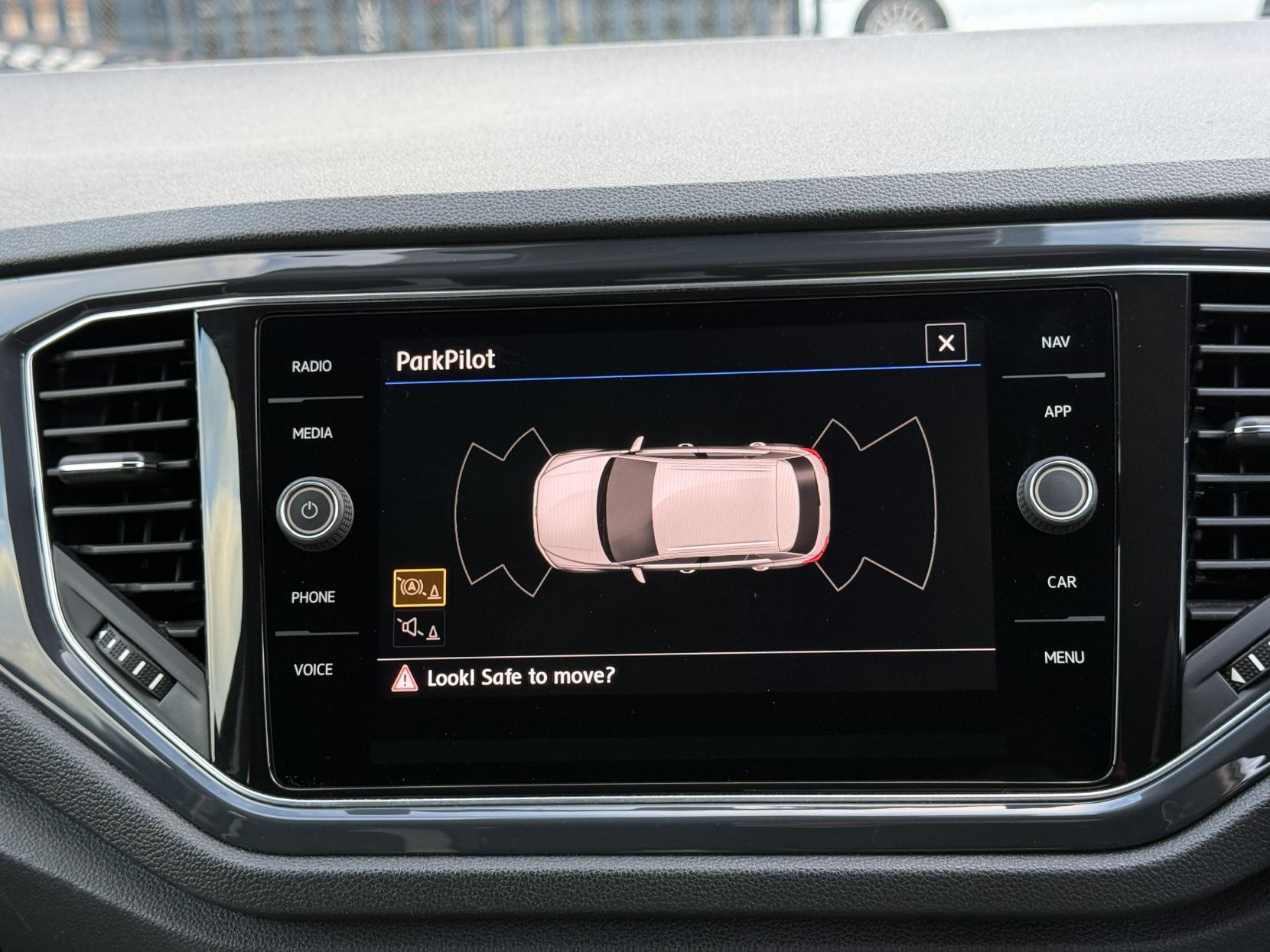 Volkswagen T-Roc 1.6 TDI SEL SUV 5dr Diesel Manual Euro 6 (s/s) (115 ps)