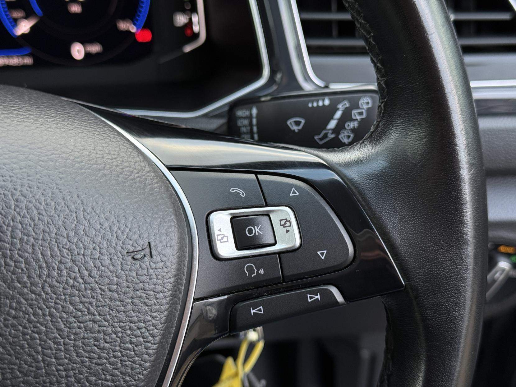 Volkswagen T-Roc 1.6 TDI SEL SUV 5dr Diesel Manual Euro 6 (s/s) (115 ps)