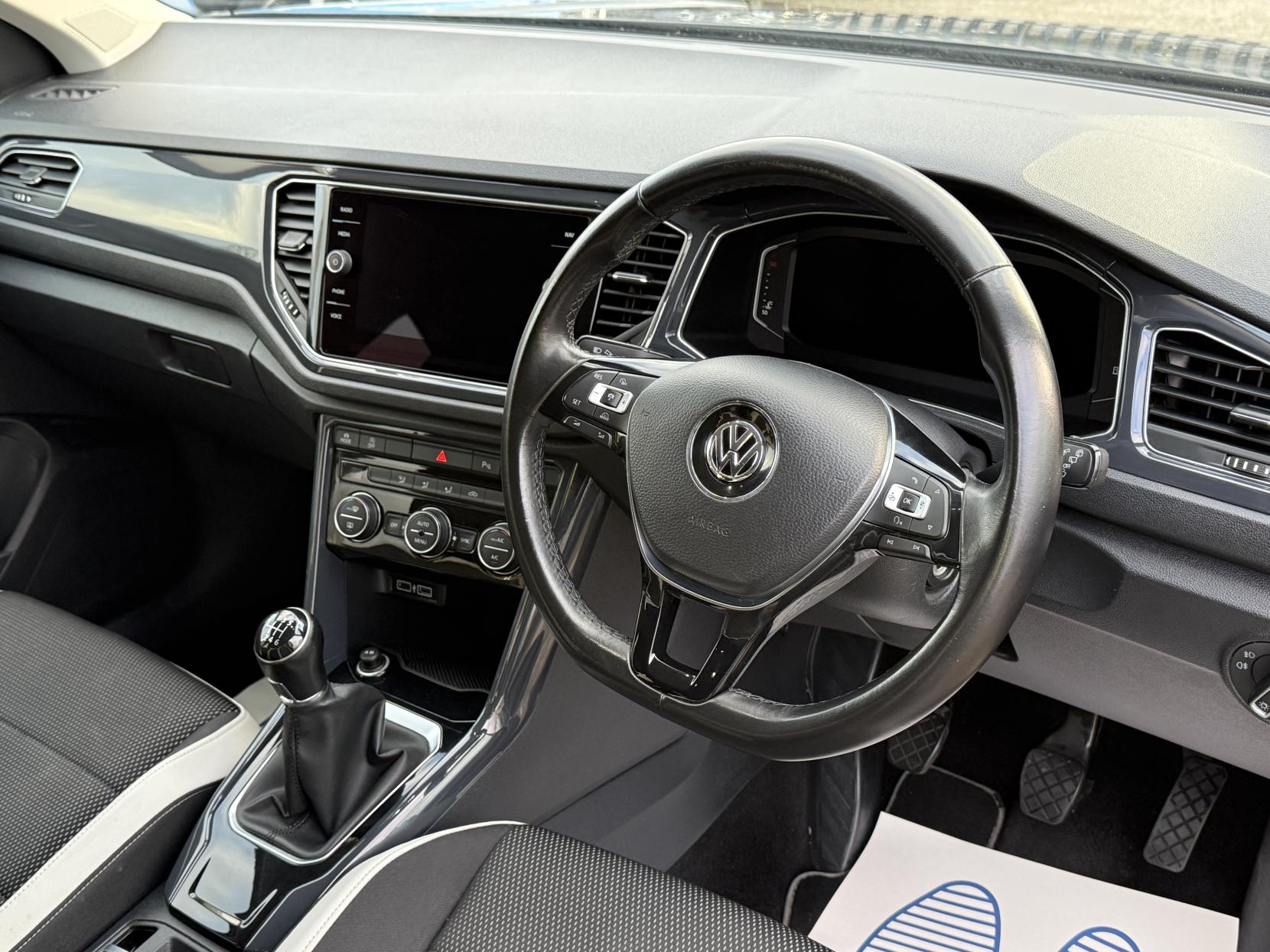 Volkswagen T-Roc 1.6 TDI SEL SUV 5dr Diesel Manual Euro 6 (s/s) (115 ps)