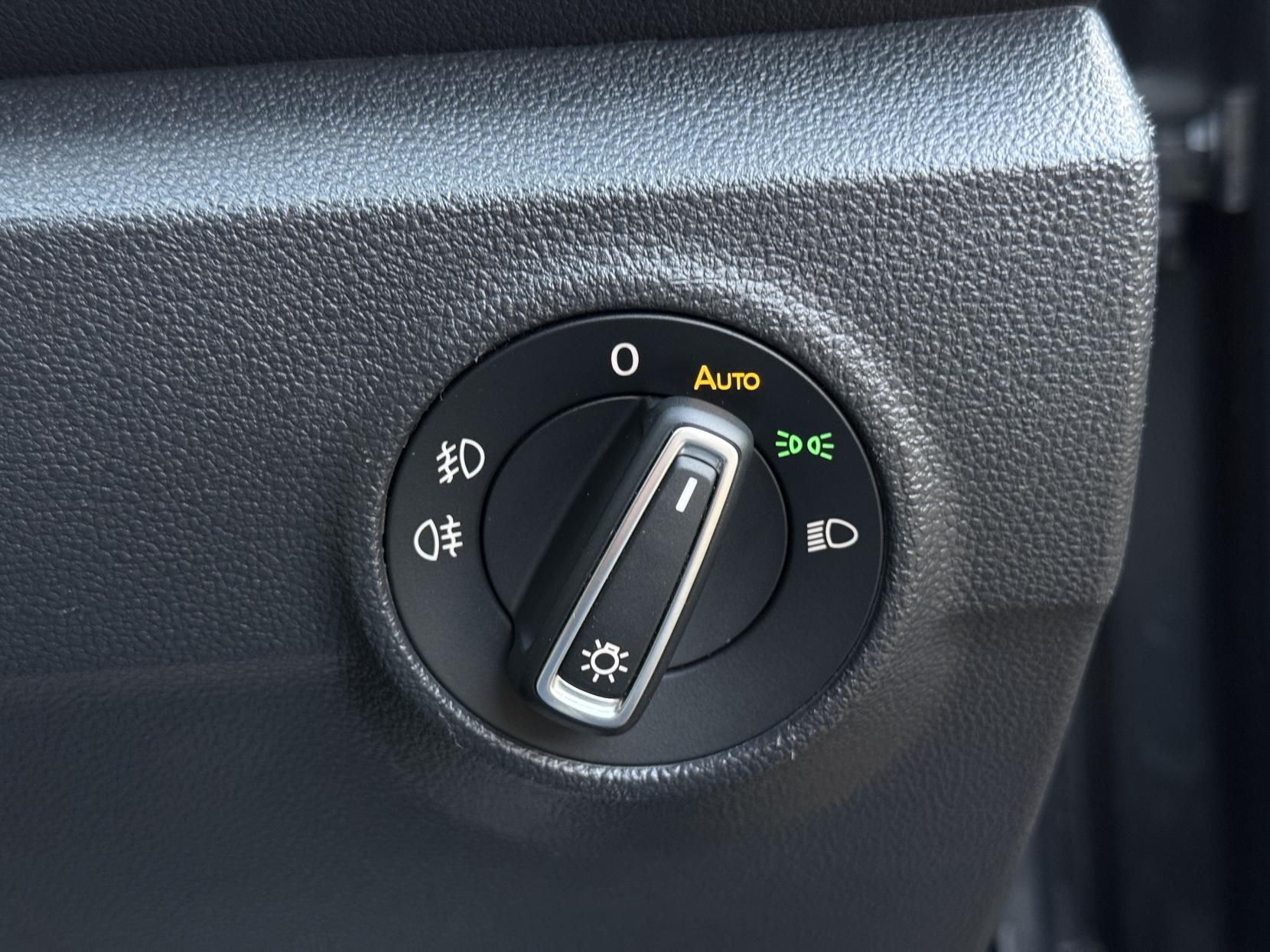 Volkswagen T-Roc 1.6 TDI SEL SUV 5dr Diesel Manual Euro 6 (s/s) (115 ps)