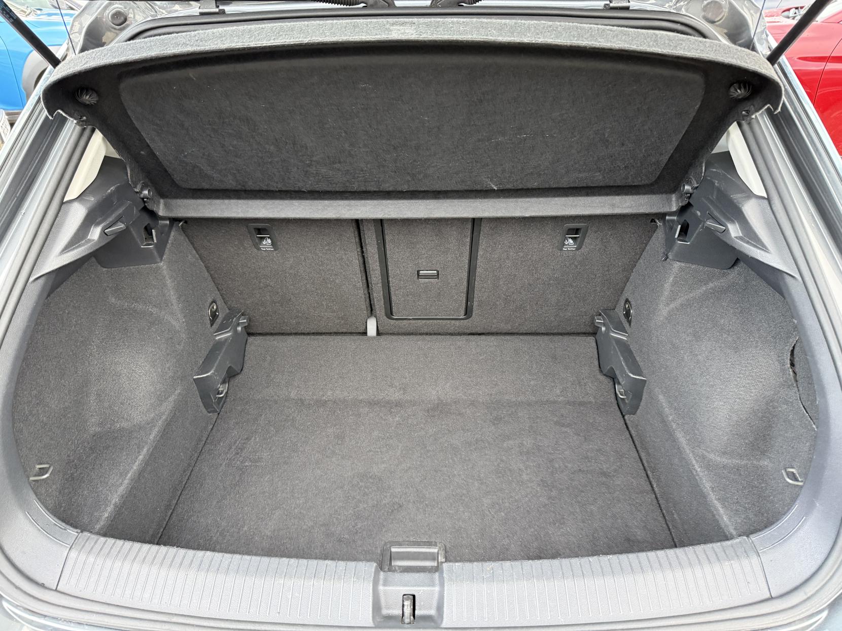 Volkswagen T-Roc 1.6 TDI SEL SUV 5dr Diesel Manual Euro 6 (s/s) (115 ps)