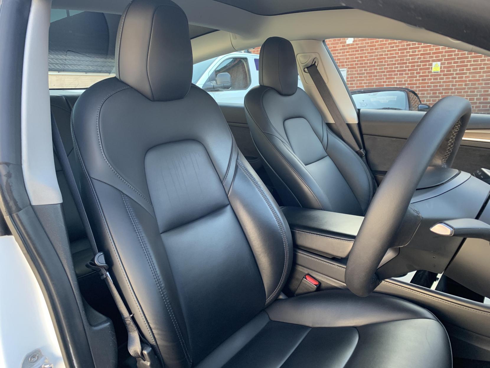 Tesla Model 3 (Dual Motor) Long Range Saloon 4dr Electric Auto 4WDE (346 ps)