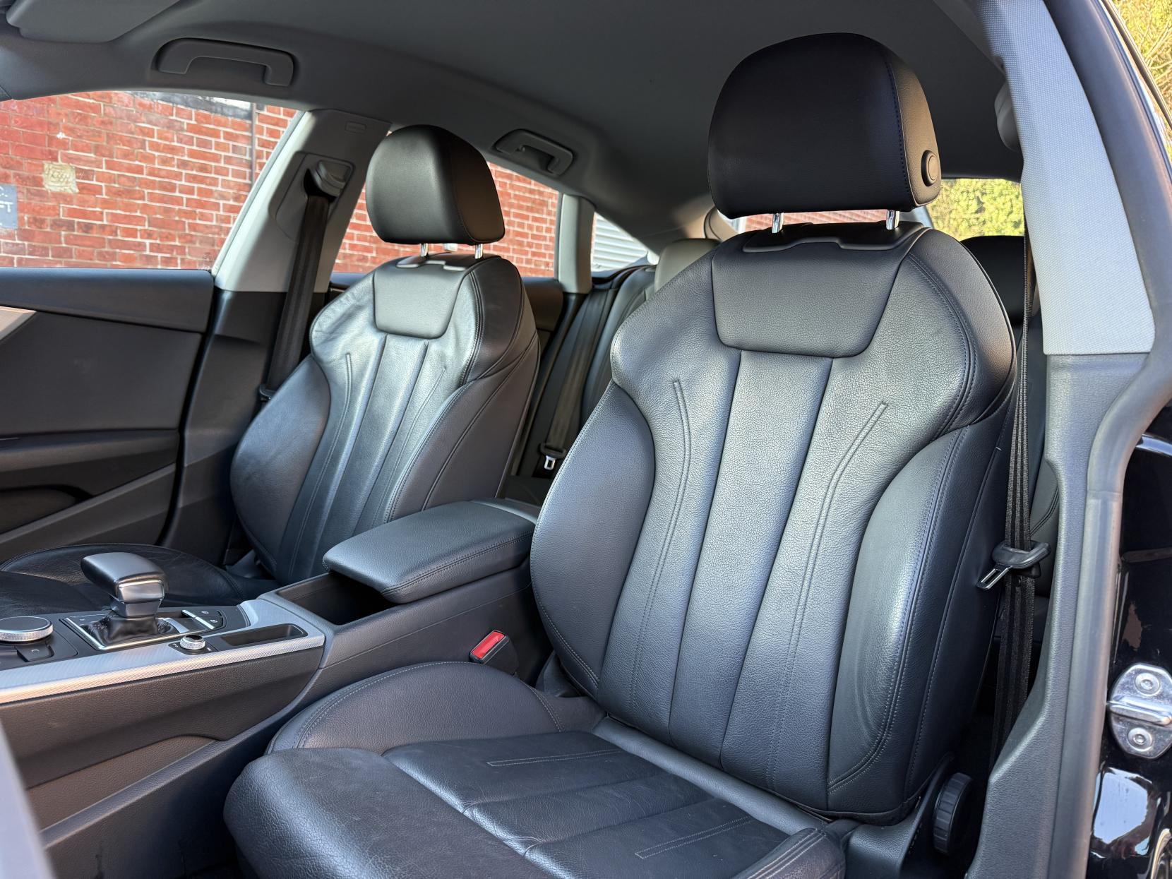 Audi A5 2.0 TDI 40 Sport Sportback 5dr Diesel S Tronic Euro 6 (s/s) (190 ps)