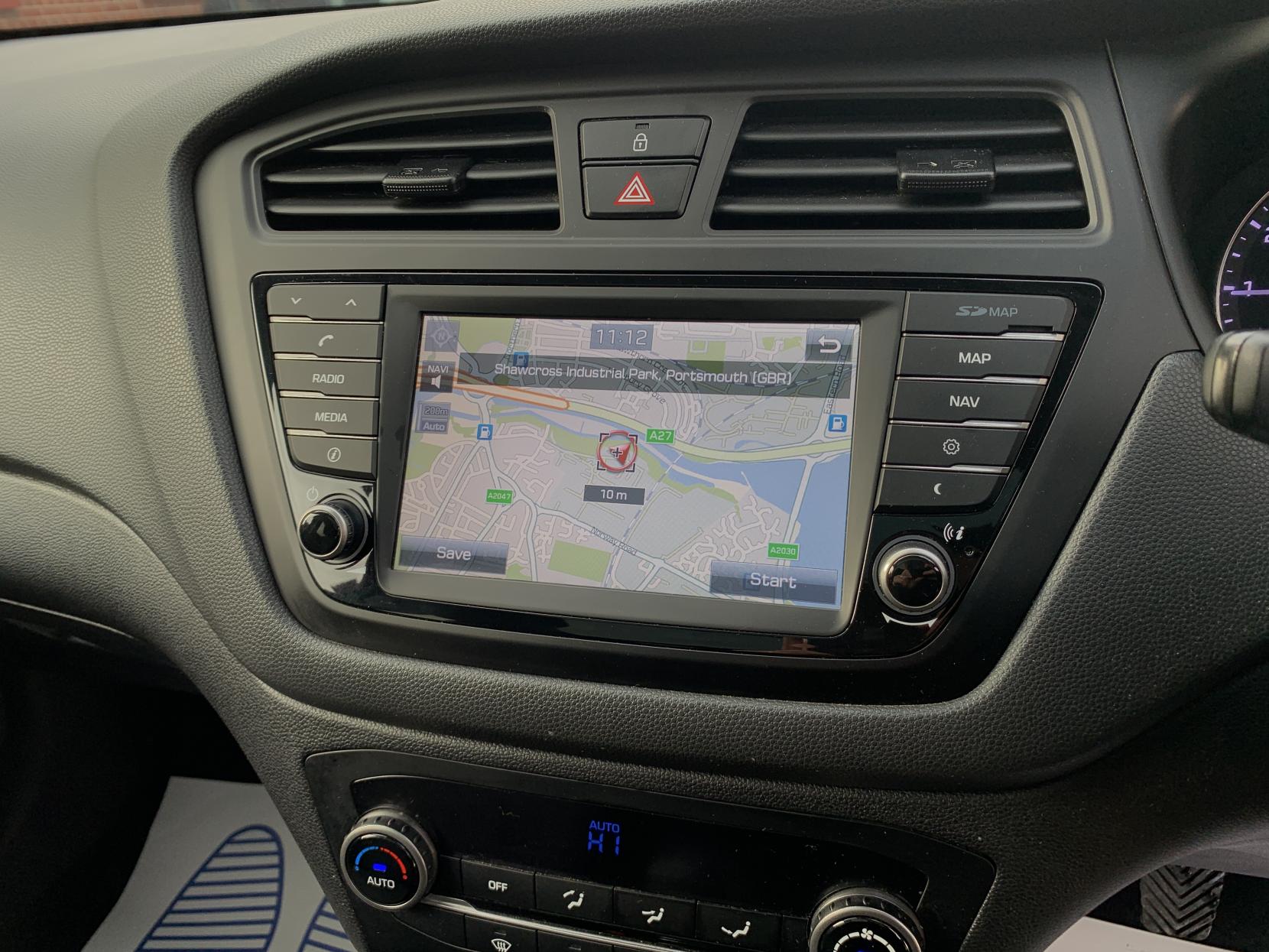 Hyundai i20 1.2 Premium SE Nav Hatchback 5dr Petrol Manual Euro 6 (84 ps)