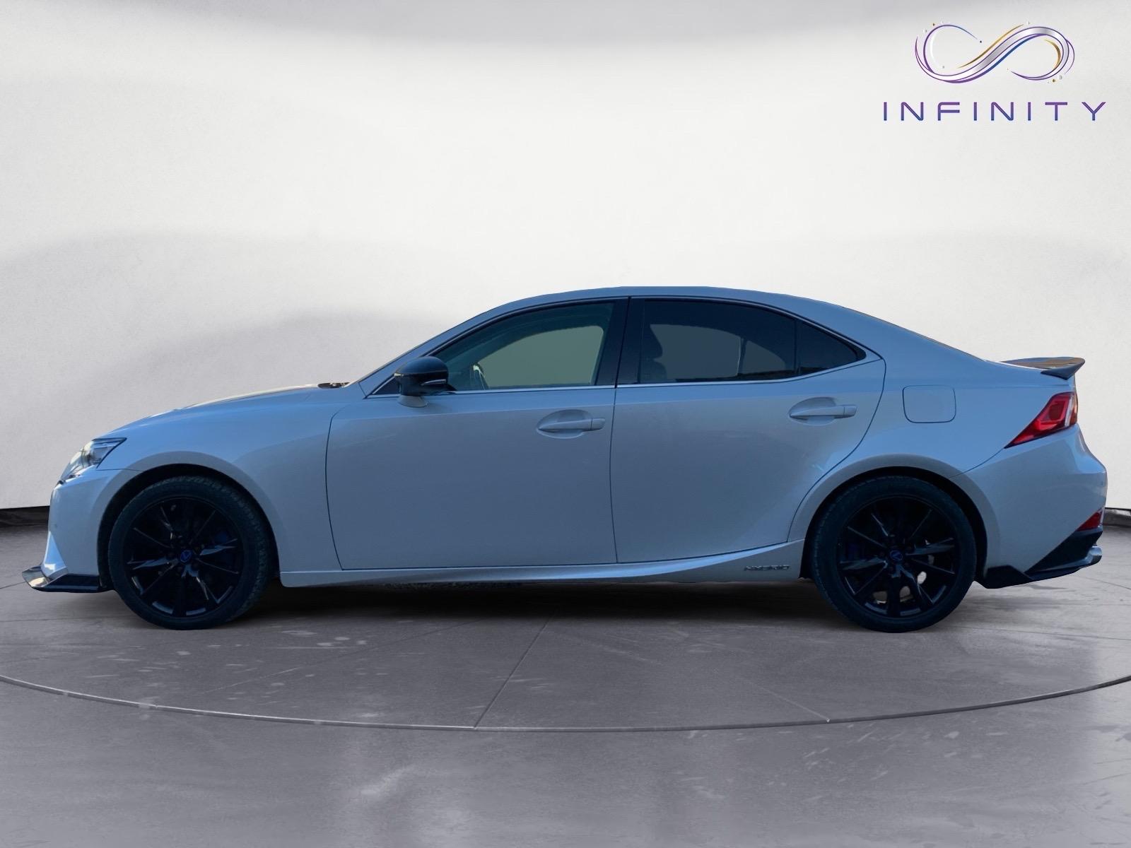 Lexus IS 2.5 300h Advance Saloon 4dr Petrol Hybrid E-CVT Euro 6 (s/s) (223 ps)