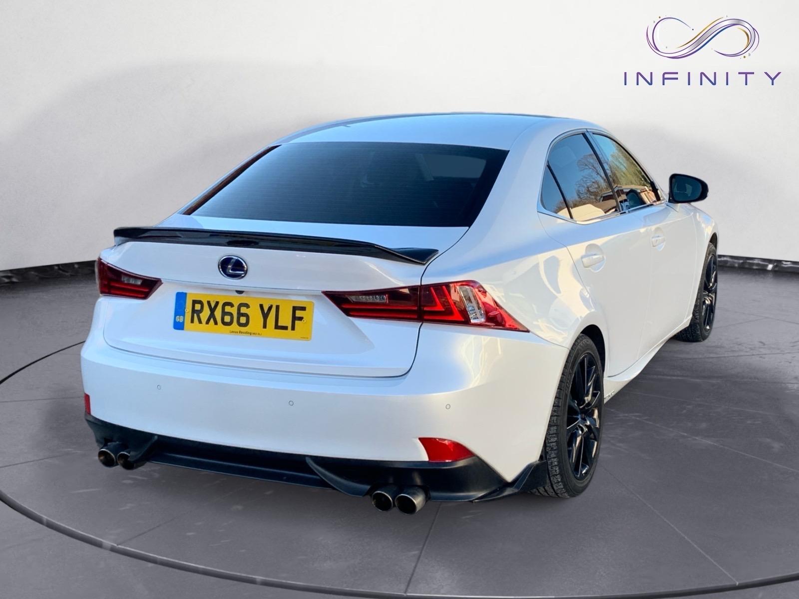 Lexus IS 2.5 300h Advance Saloon 4dr Petrol Hybrid E-CVT Euro 6 (s/s) (223 ps)