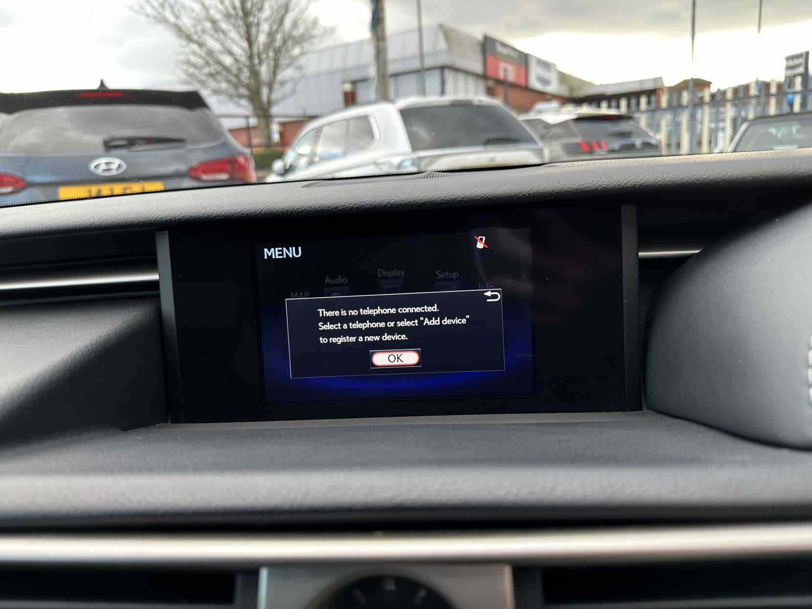 Lexus IS 2.5 300h Advance Saloon 4dr Petrol Hybrid E-CVT Euro 6 (s/s) (223 ps)