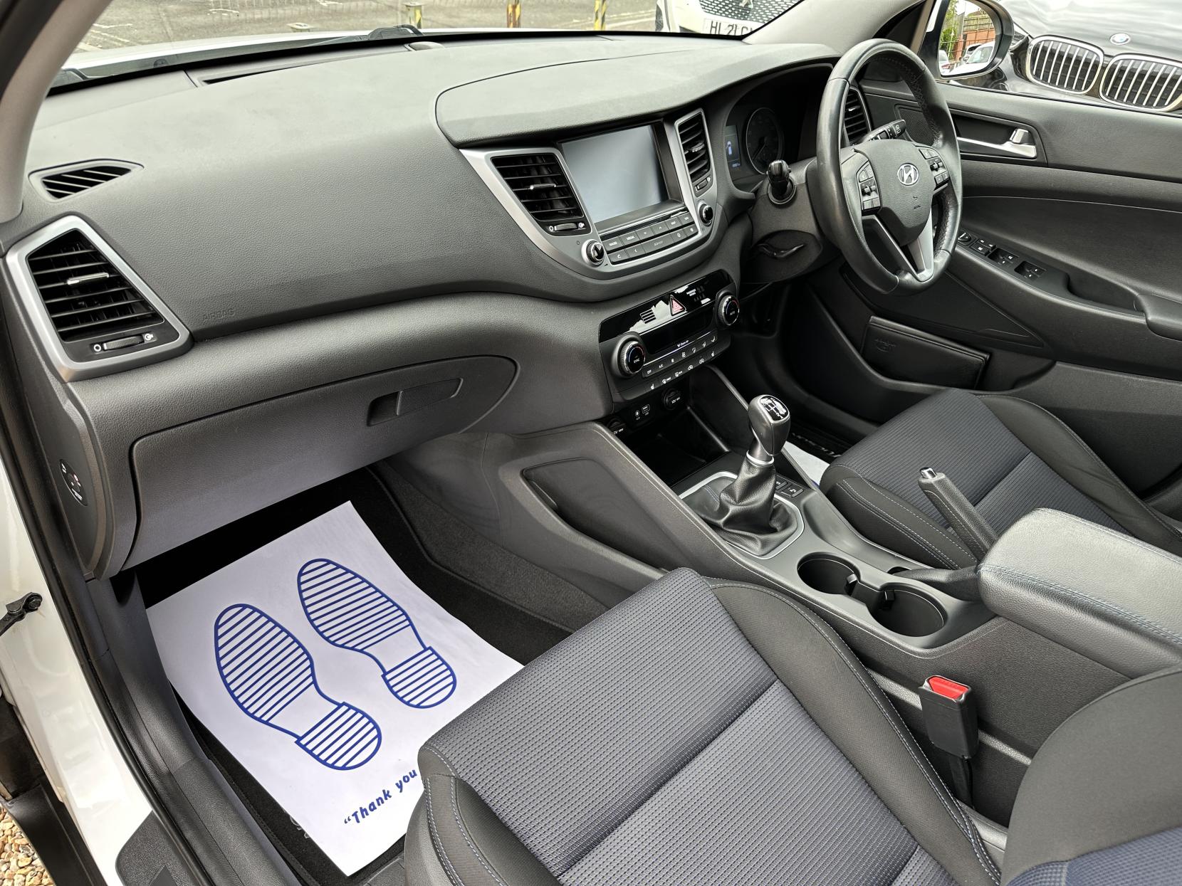 Hyundai TUCSON 1.7 CRDi Blue Drive SE Nav SUV 5dr Diesel Manual Euro 6 (s/s) (116 ps)