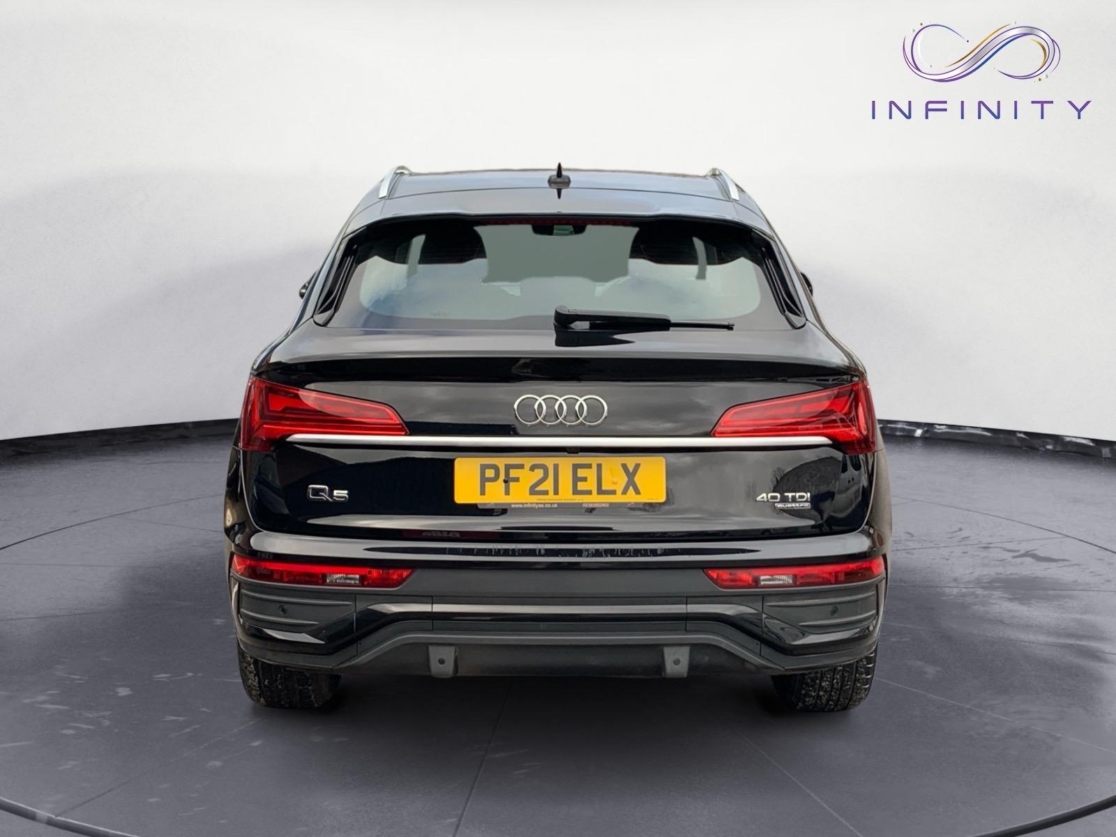 Audi Q5 2.0 TDI 40 Sport Sportback 5dr Diesel S Tronic quattro Euro 6 (s/s) (204 ps)